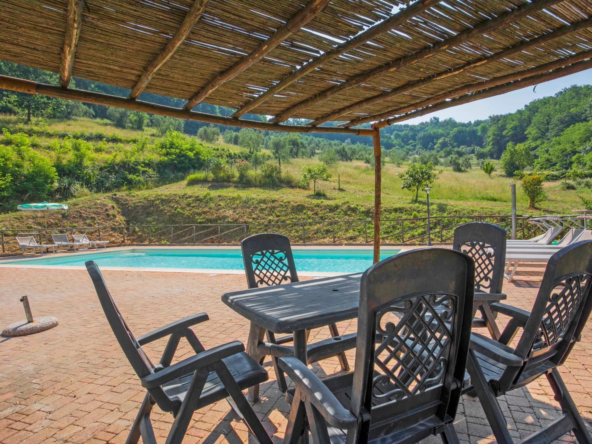 Photo 25 - Appartement de 3 chambres à Serravalle Pistoiese avec piscine et jardin