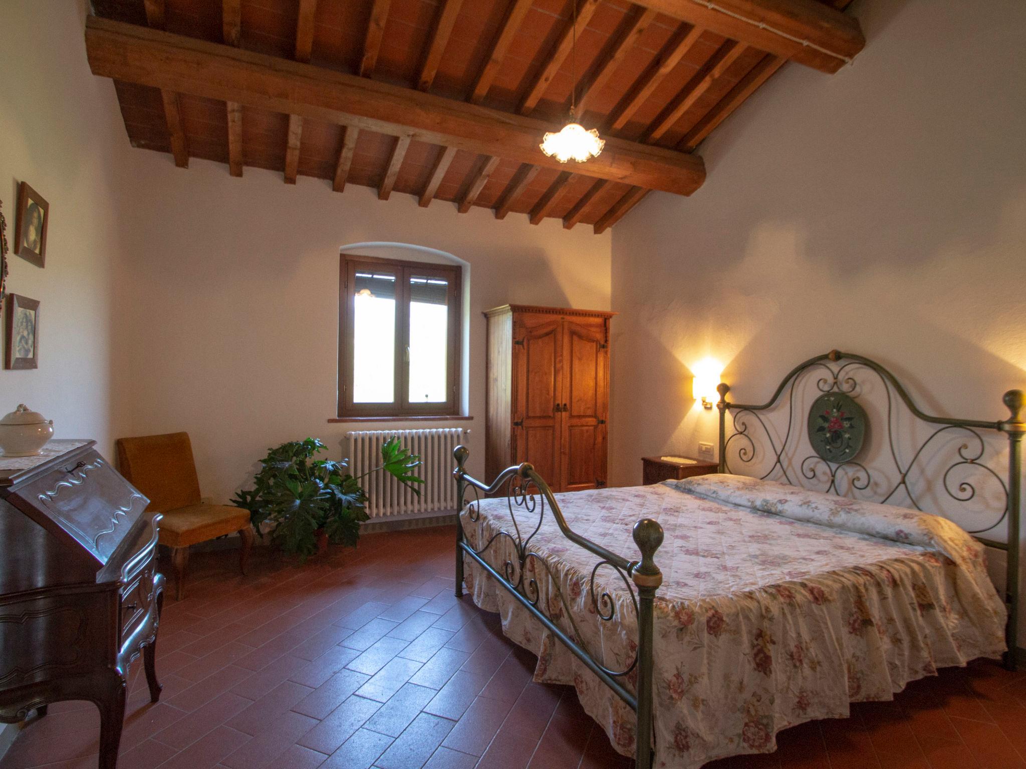 Foto 5 - Apartamento de 2 habitaciones en Serravalle Pistoiese con piscina y jardín