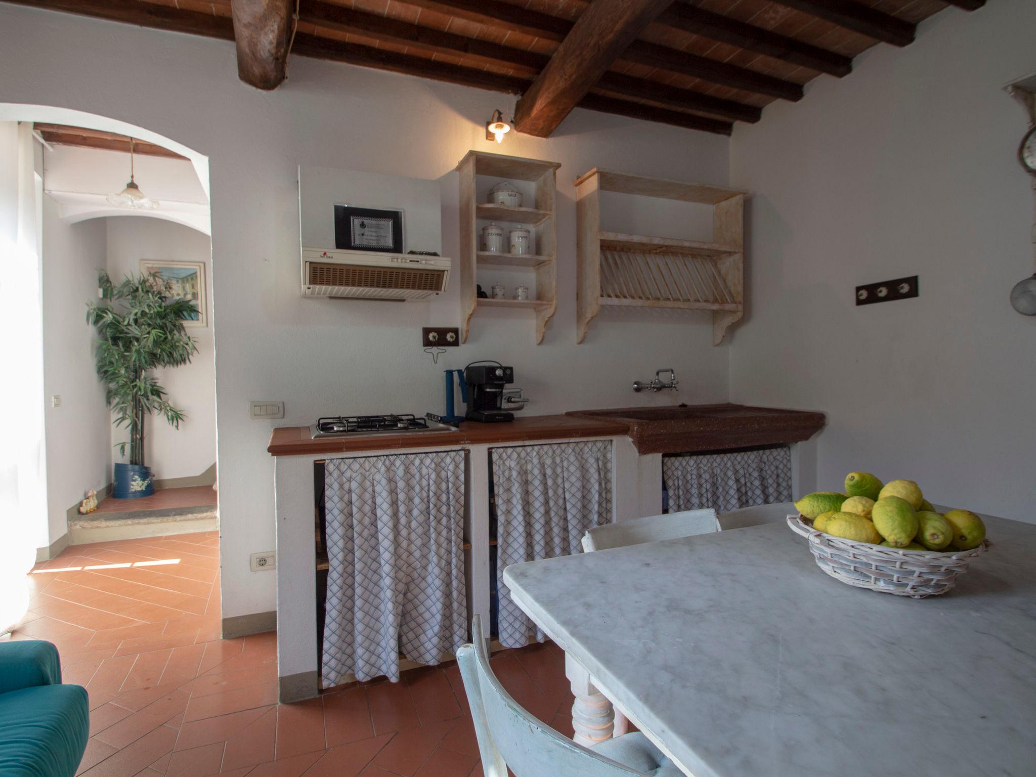 Foto 4 - Apartamento de 2 habitaciones en Serravalle Pistoiese con piscina y jardín