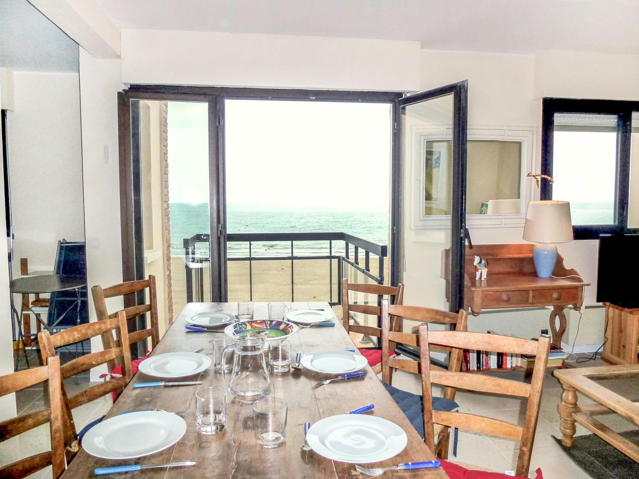 Photo 3 - Appartement de 1 chambre à Trouville-sur-Mer avec terrasse et vues à la mer