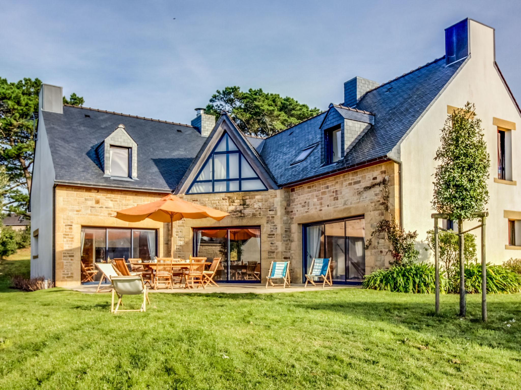 Photo 1 - Maison de 4 chambres à La Trinité-sur-Mer avec jardin et vues à la mer