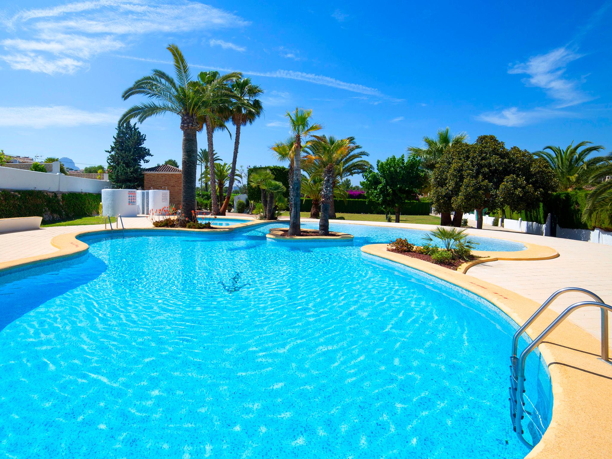 Foto 1 - Casa de 2 quartos em Calp com piscina e vistas do mar