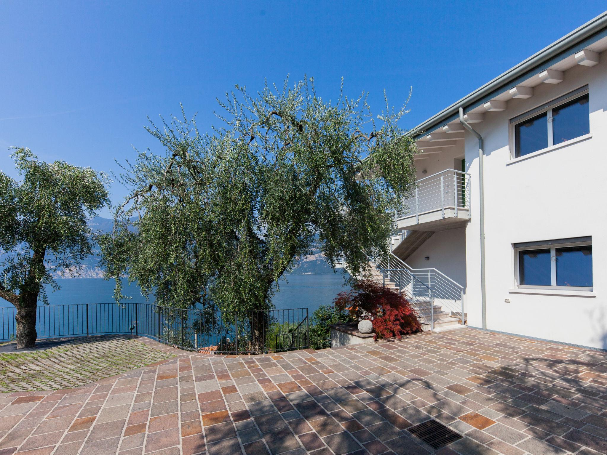 Foto 5 - Apartamento de 1 habitación en Brenzone sul Garda con jardín