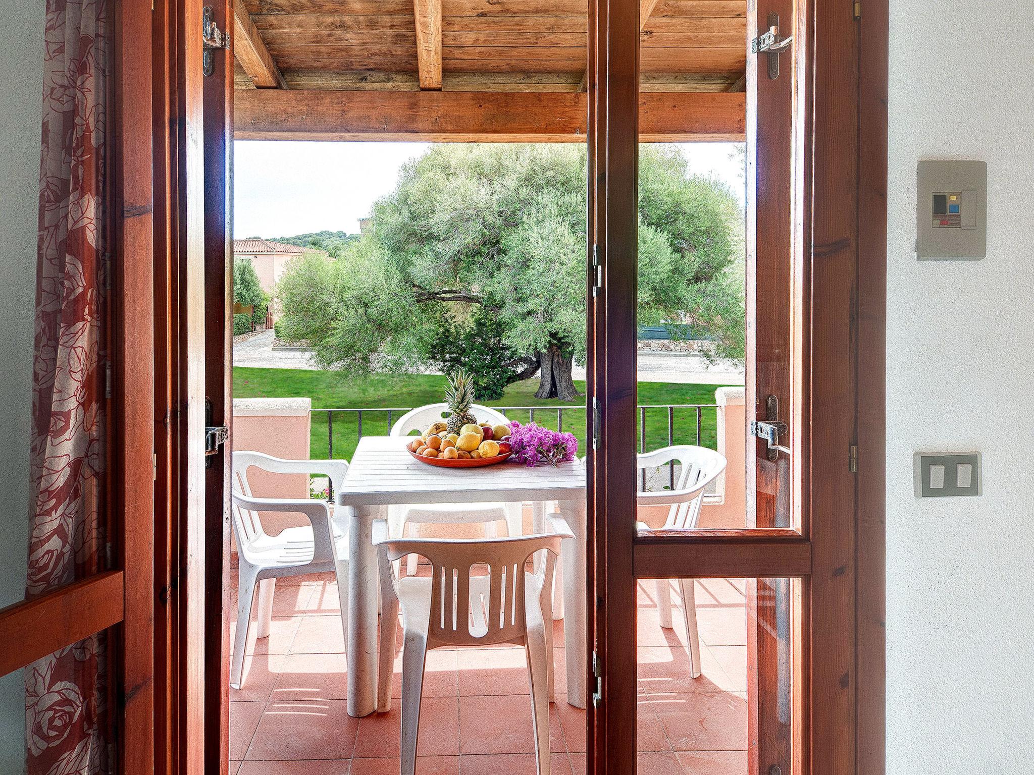 Foto 20 - Appartamento con 2 camere da letto a San Teodoro con terrazza e vista mare