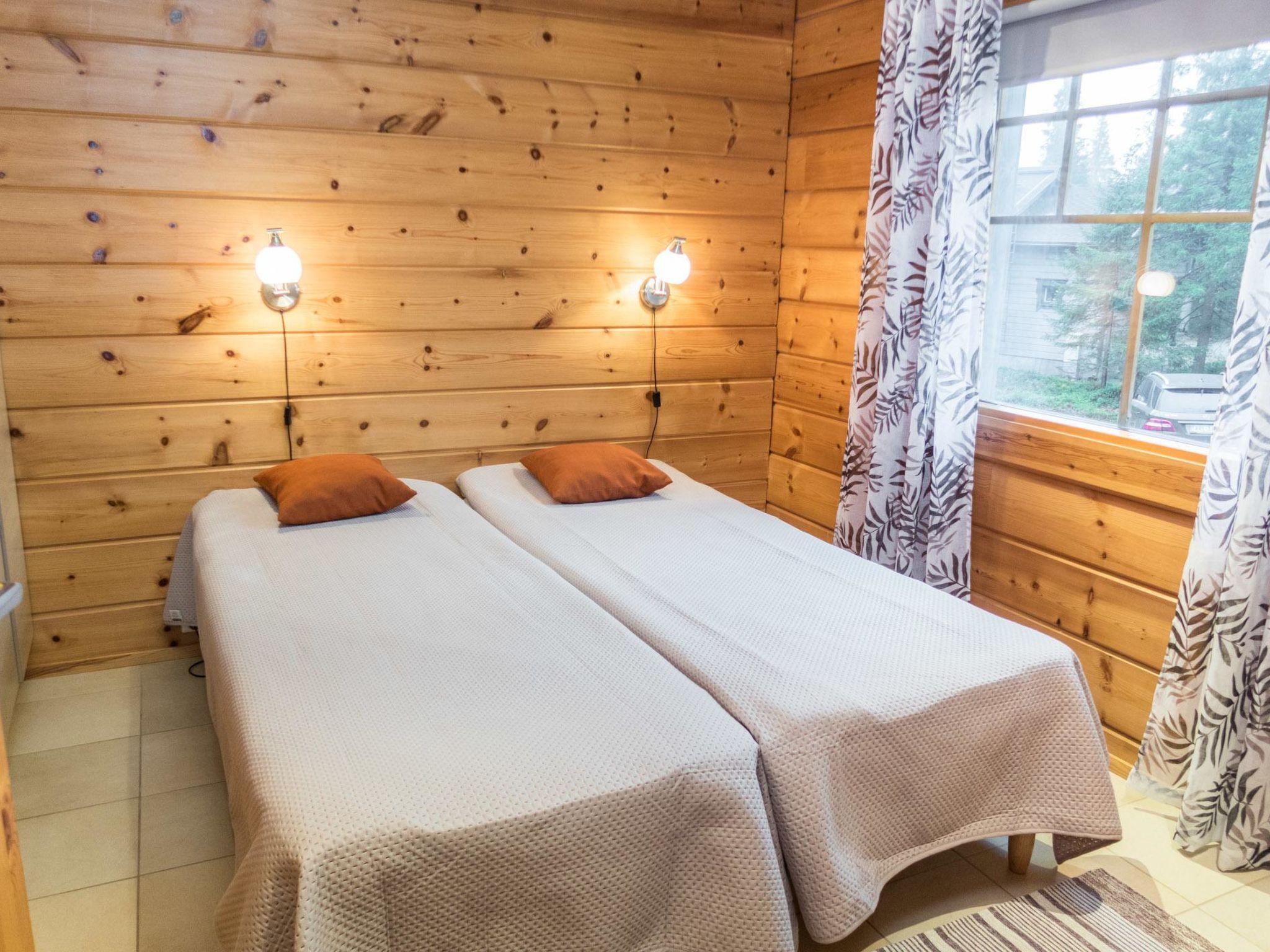 Foto 10 - Casa de 4 quartos em Kuusamo com sauna e vista para a montanha