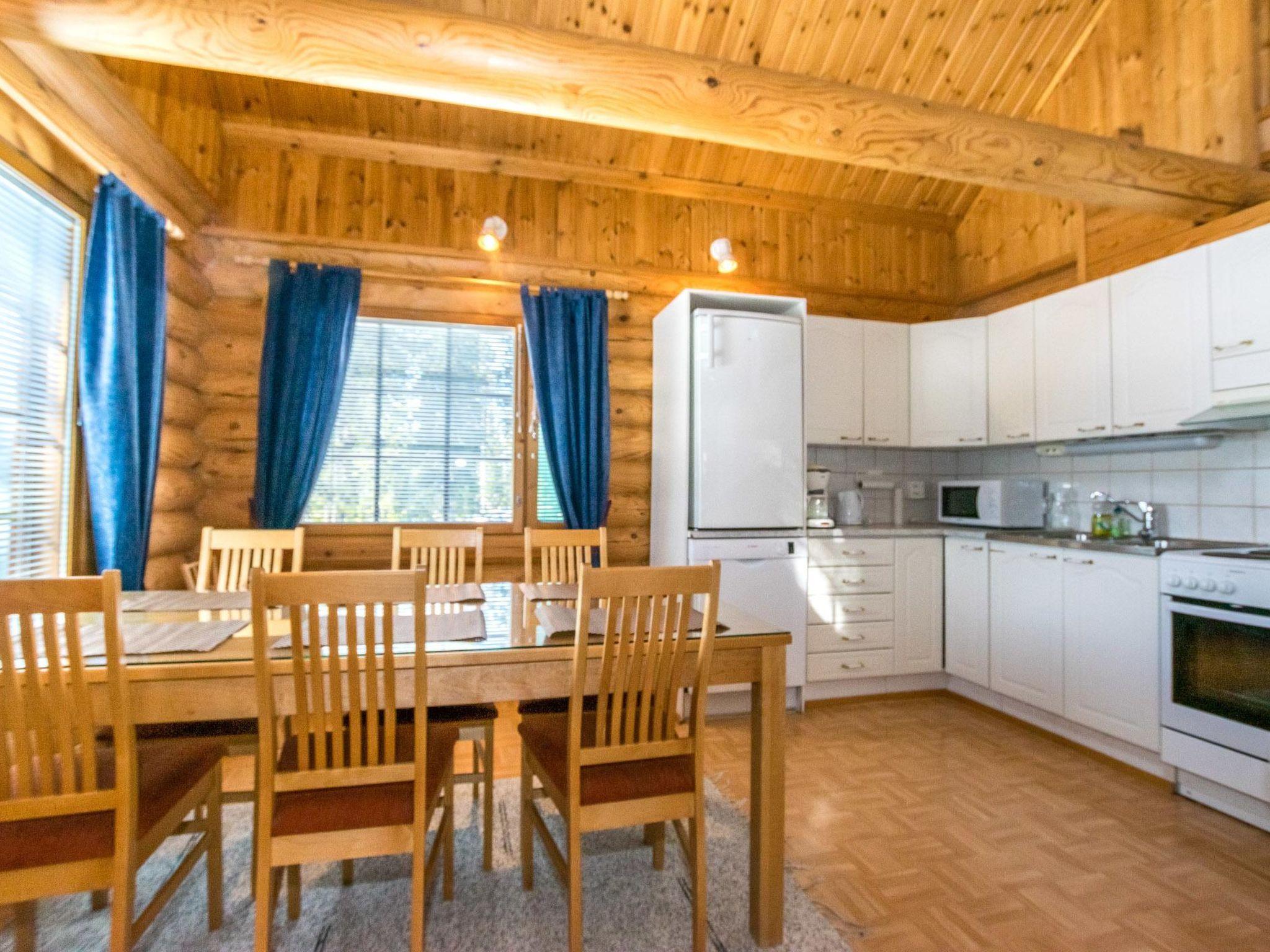 Foto 3 - Casa de 1 quarto em Kuusamo com sauna e vista para a montanha