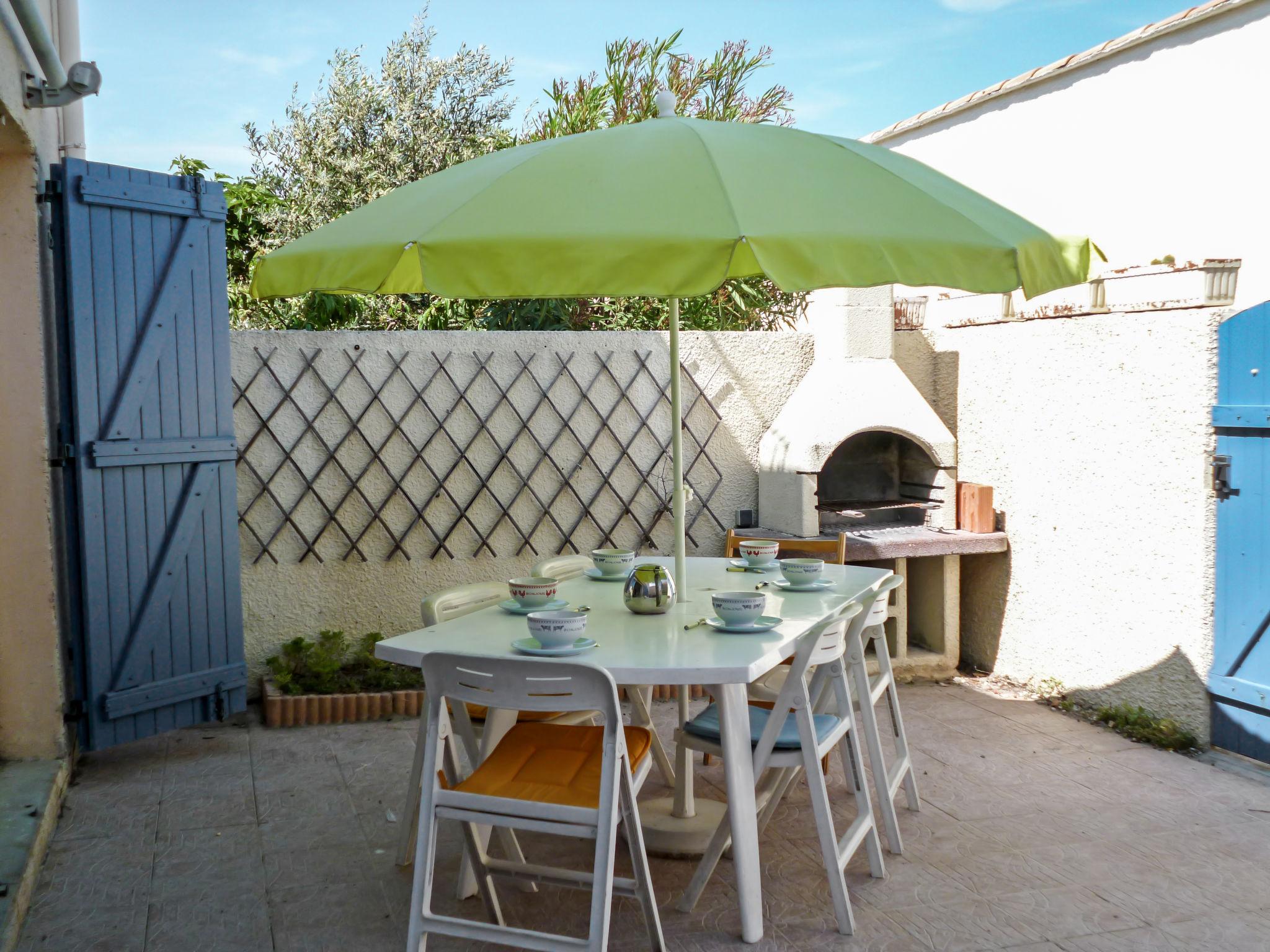 Foto 1 - Casa con 2 camere da letto a Le Barcarès con terrazza e vista mare