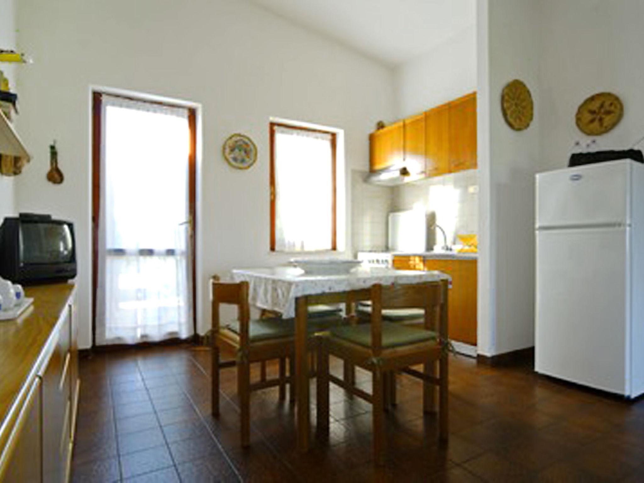 Photo 3 - 1 bedroom Apartment in Muravera with garden and terrace