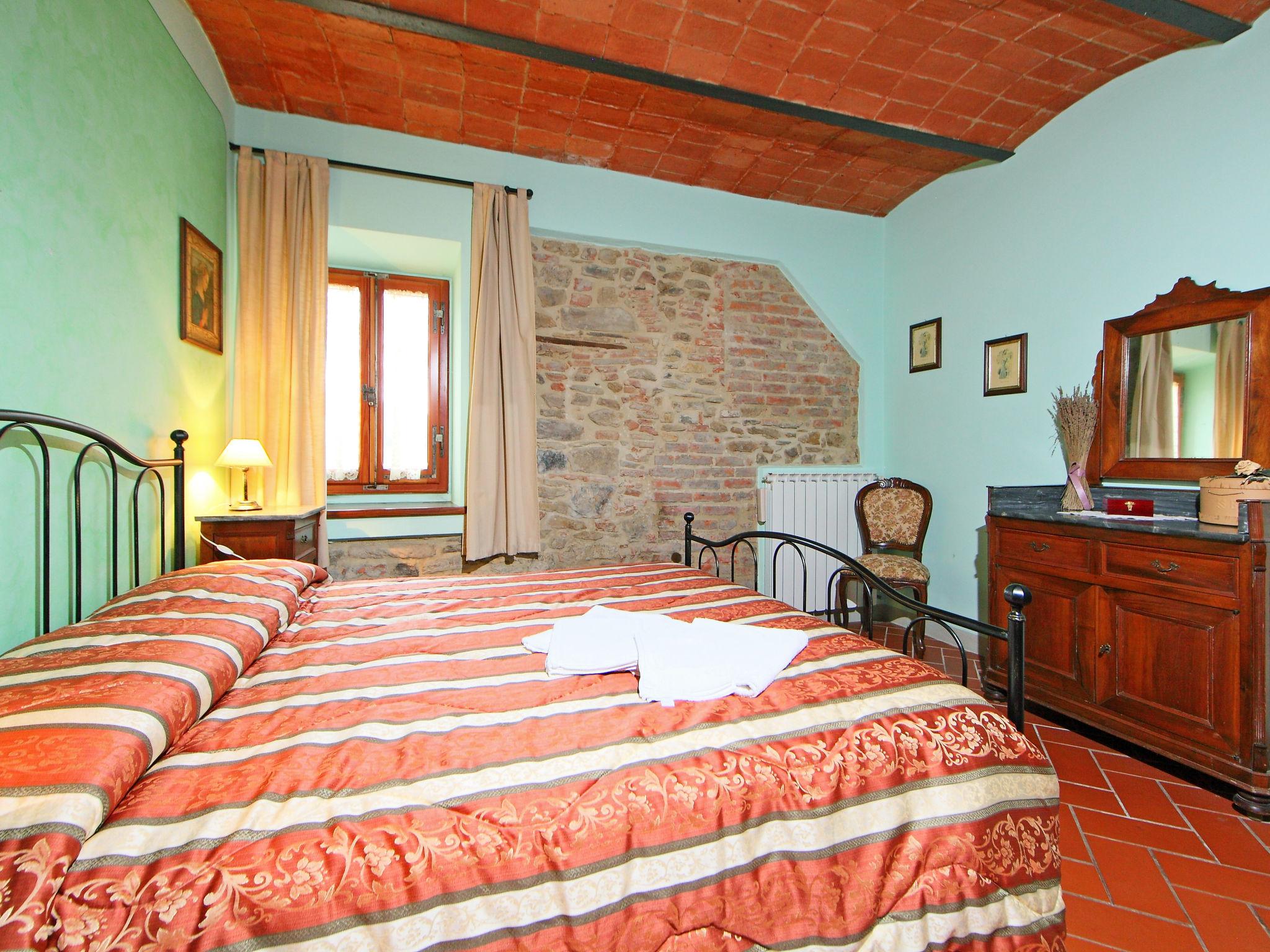 Photo 5 - Appartement de 2 chambres à Bucine avec piscine et terrasse