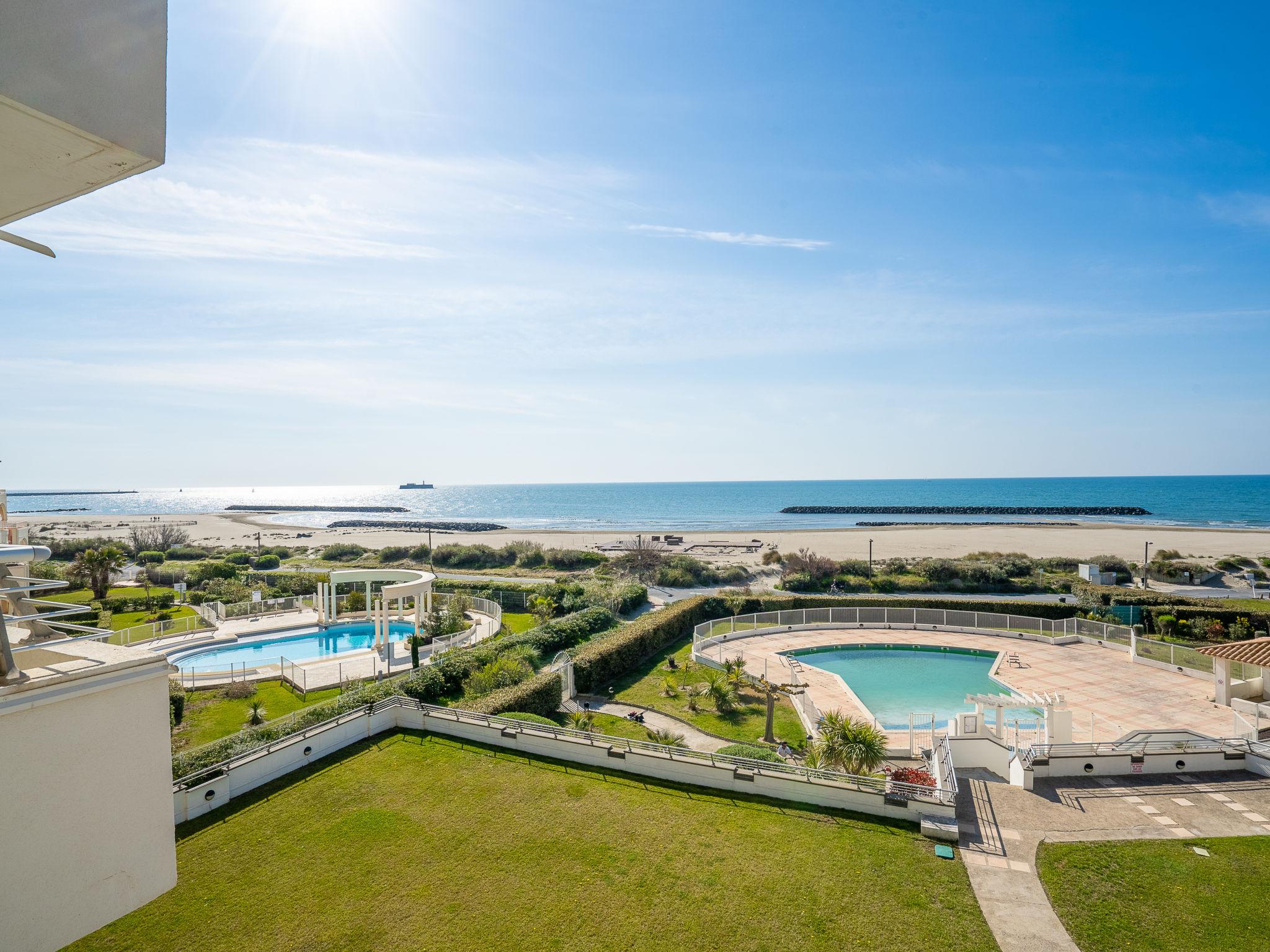 Foto 2 - Apartamento de 1 habitación en Agde con piscina y vistas al mar