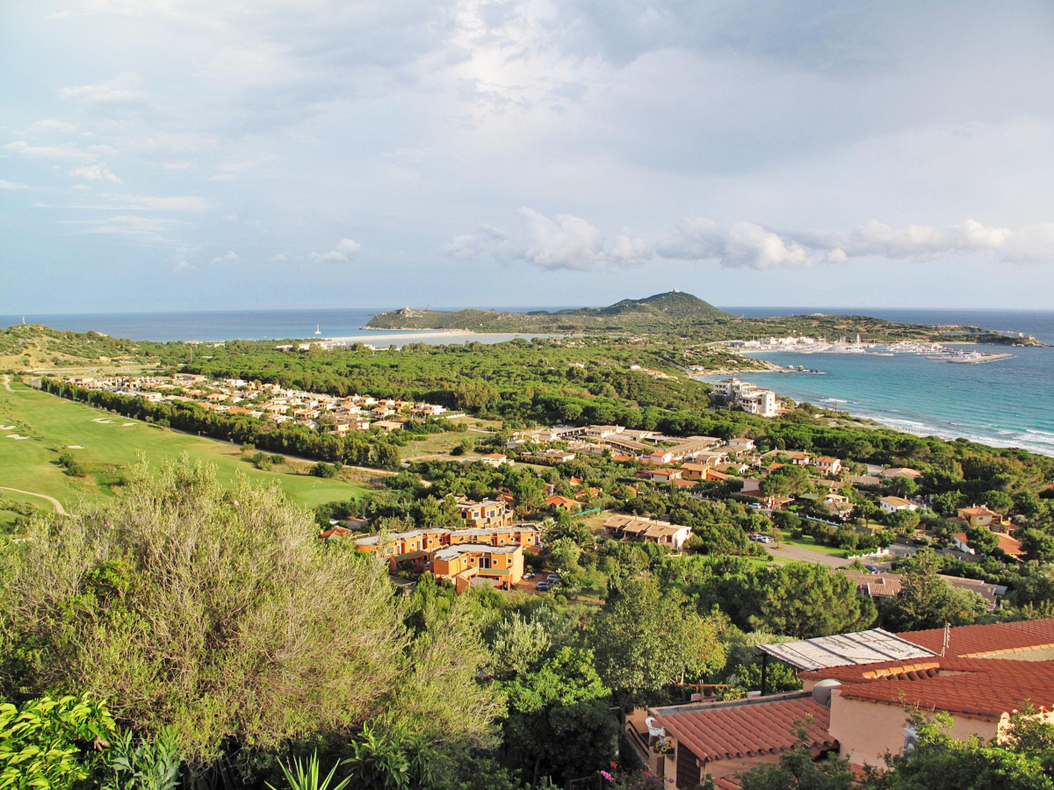 Photo 38 - Maison de 4 chambres à Villasimius avec jardin et vues à la mer