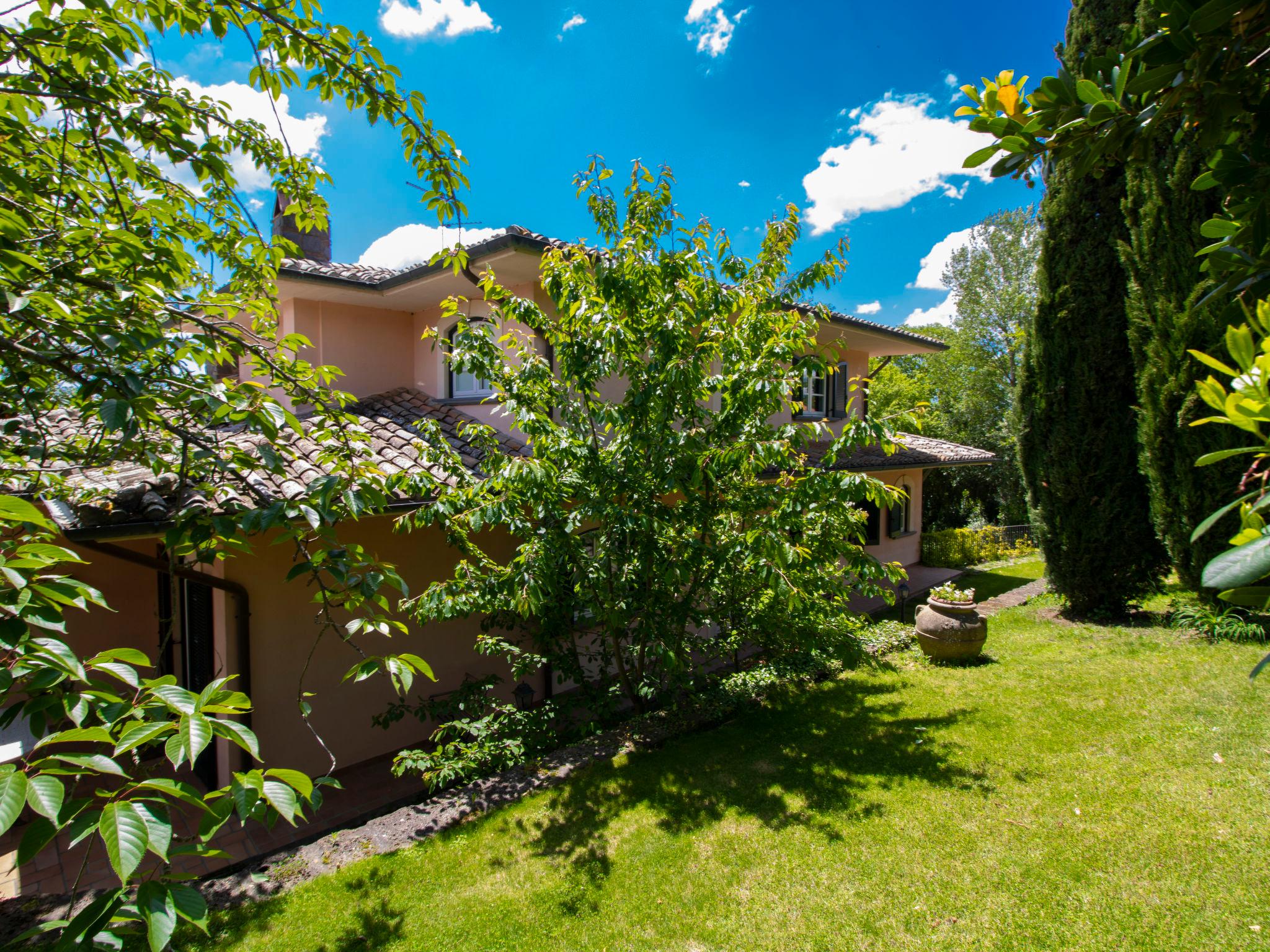 Foto 41 - Casa con 4 camere da letto a San Lorenzo Nuovo con piscina privata e giardino