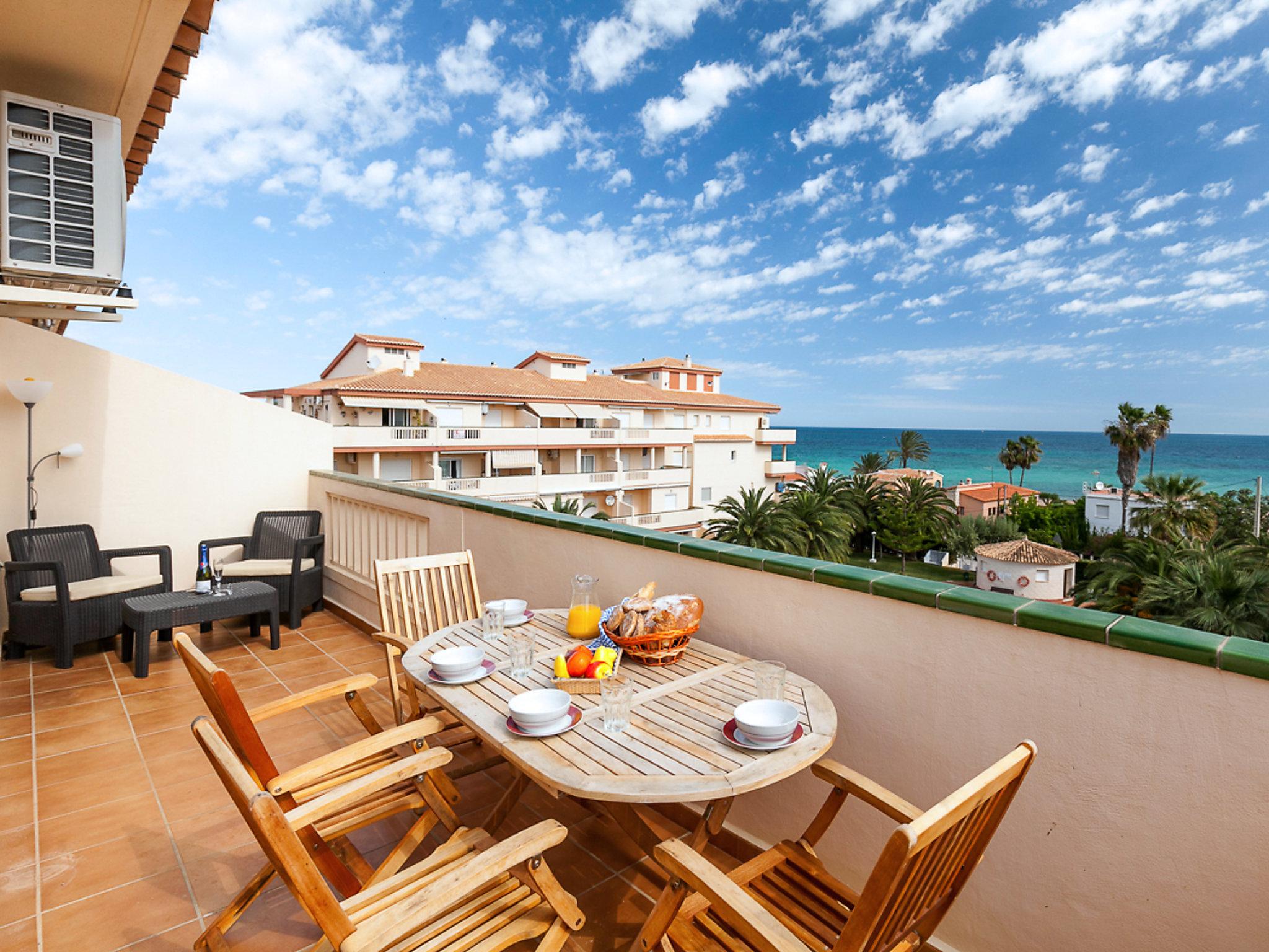 Photo 3 - Appartement de 2 chambres à Dénia avec piscine et vues à la mer