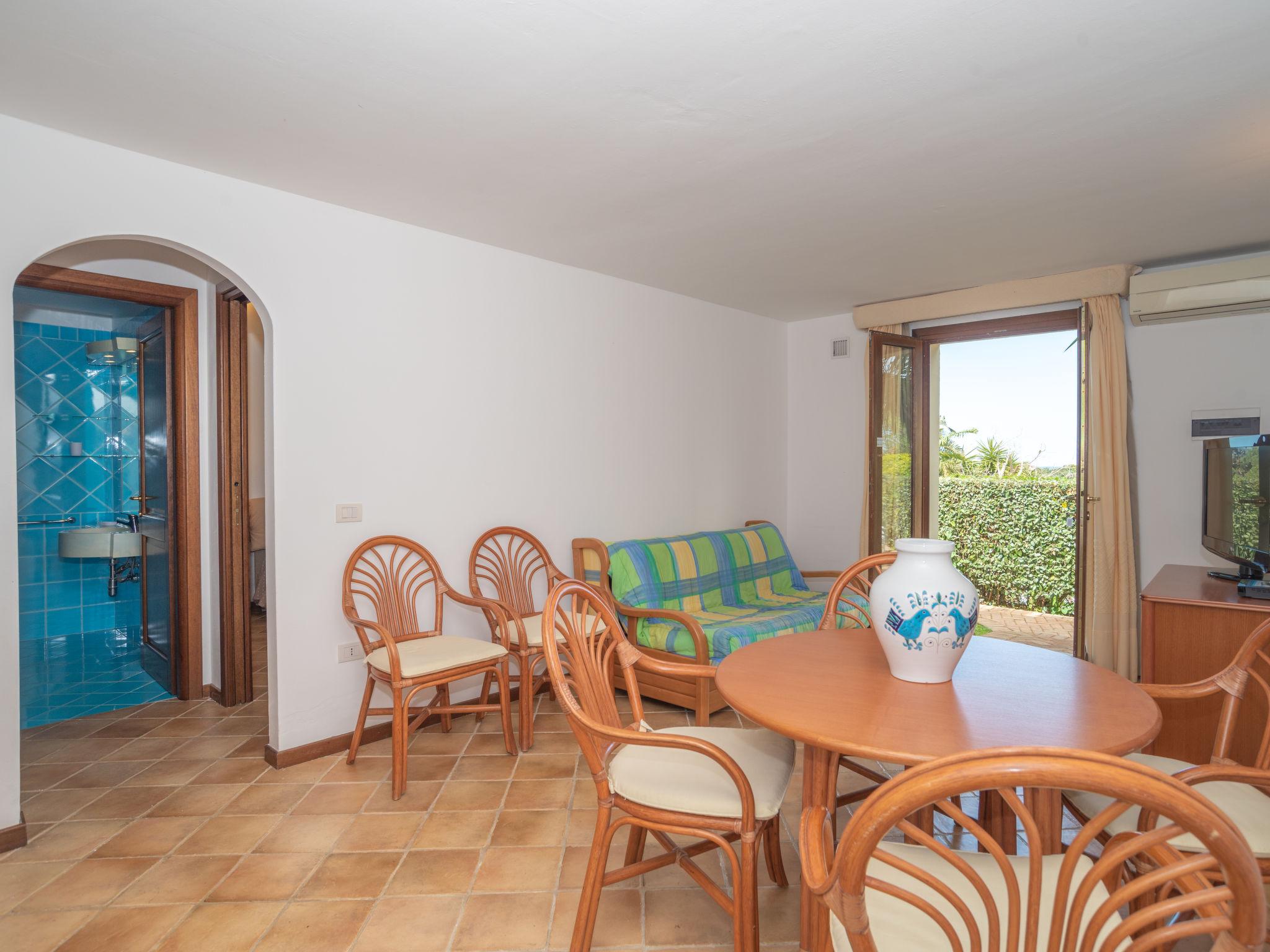 Photo 6 - Maison de 2 chambres à Loiri Porto San Paolo avec piscine et jardin