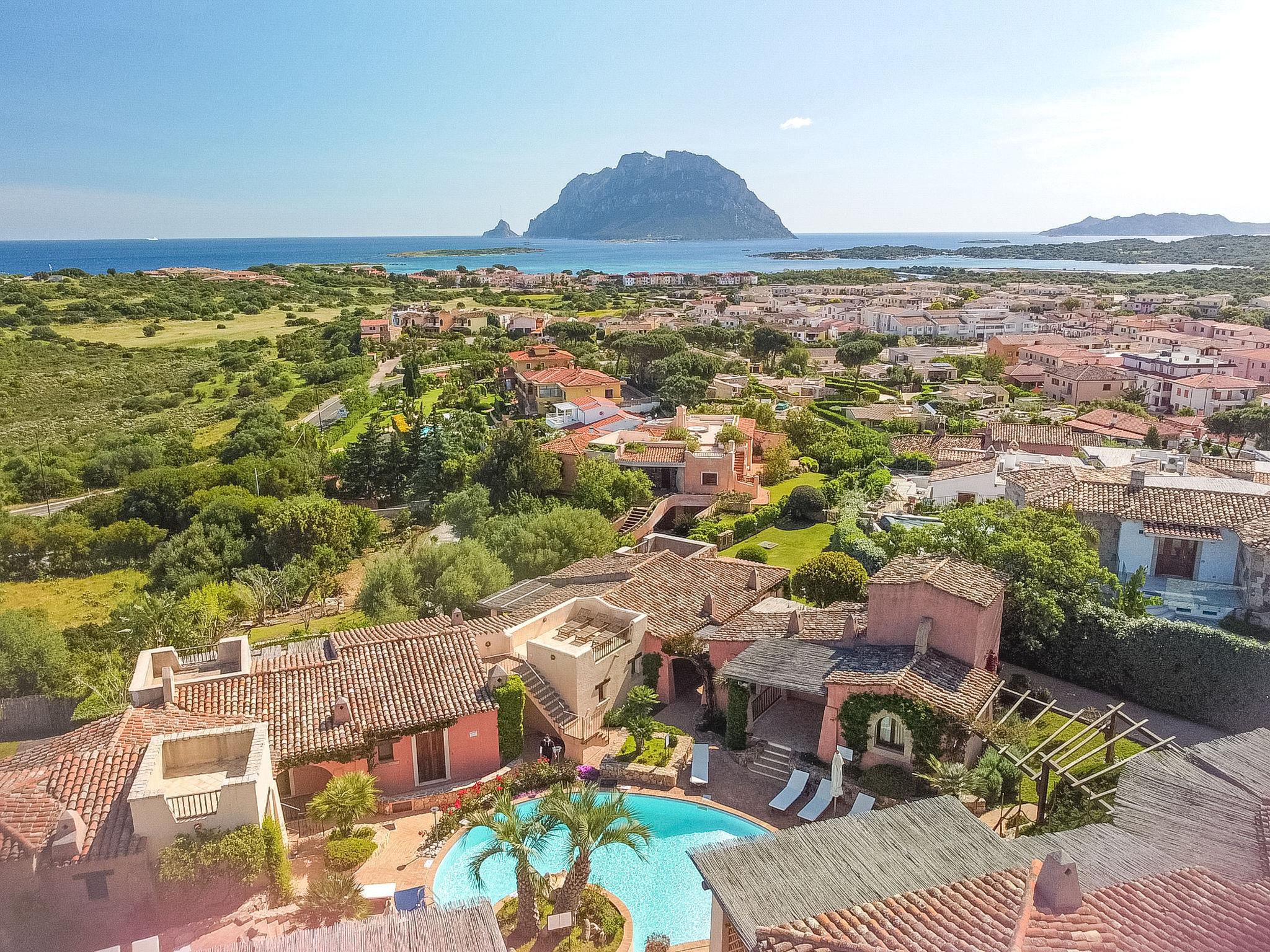 Foto 1 - Casa de 2 quartos em Loiri Porto San Paolo com piscina e vistas do mar