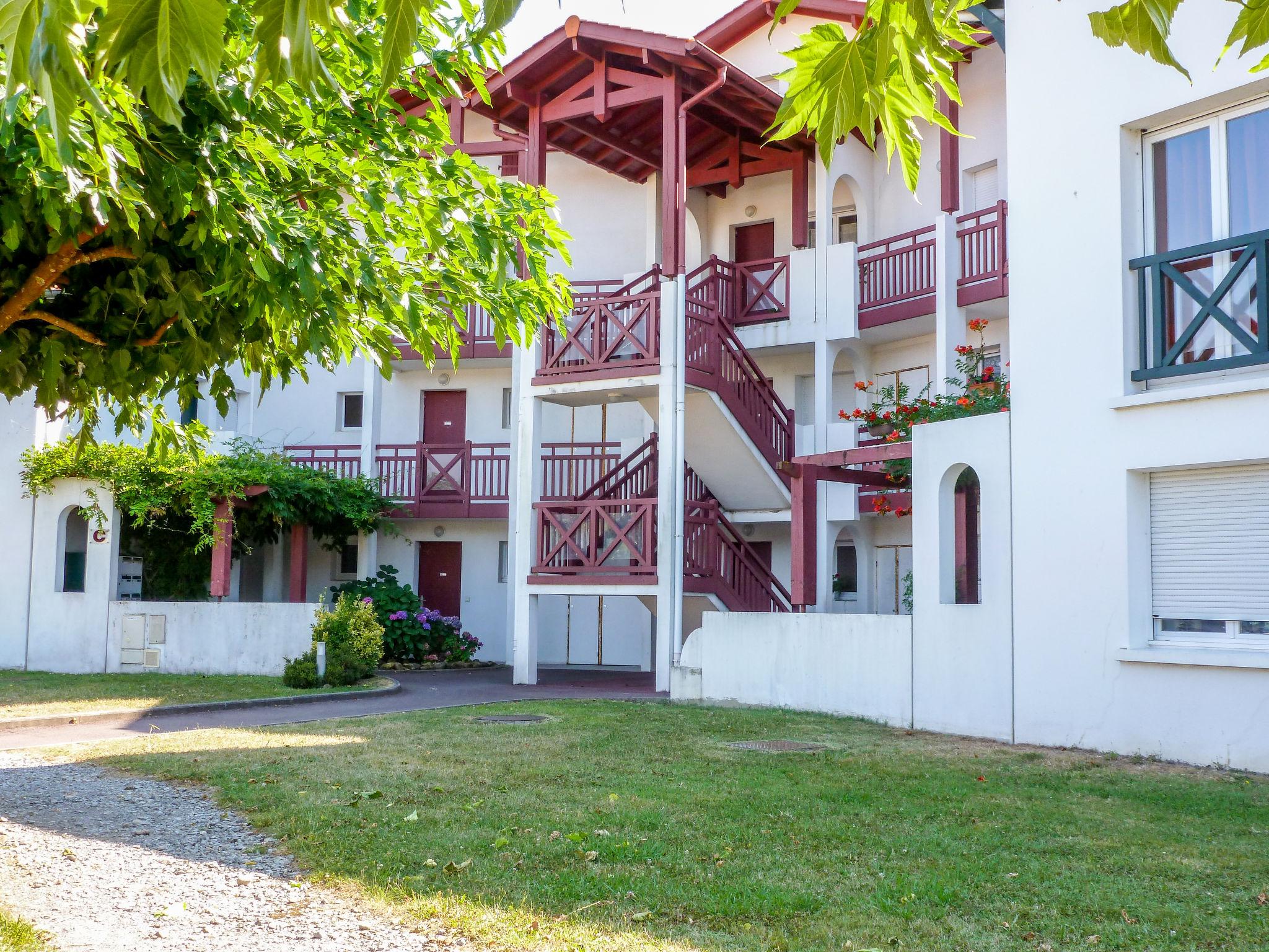 Photo 23 - Appartement de 1 chambre à Bidart avec jardin et vues à la mer