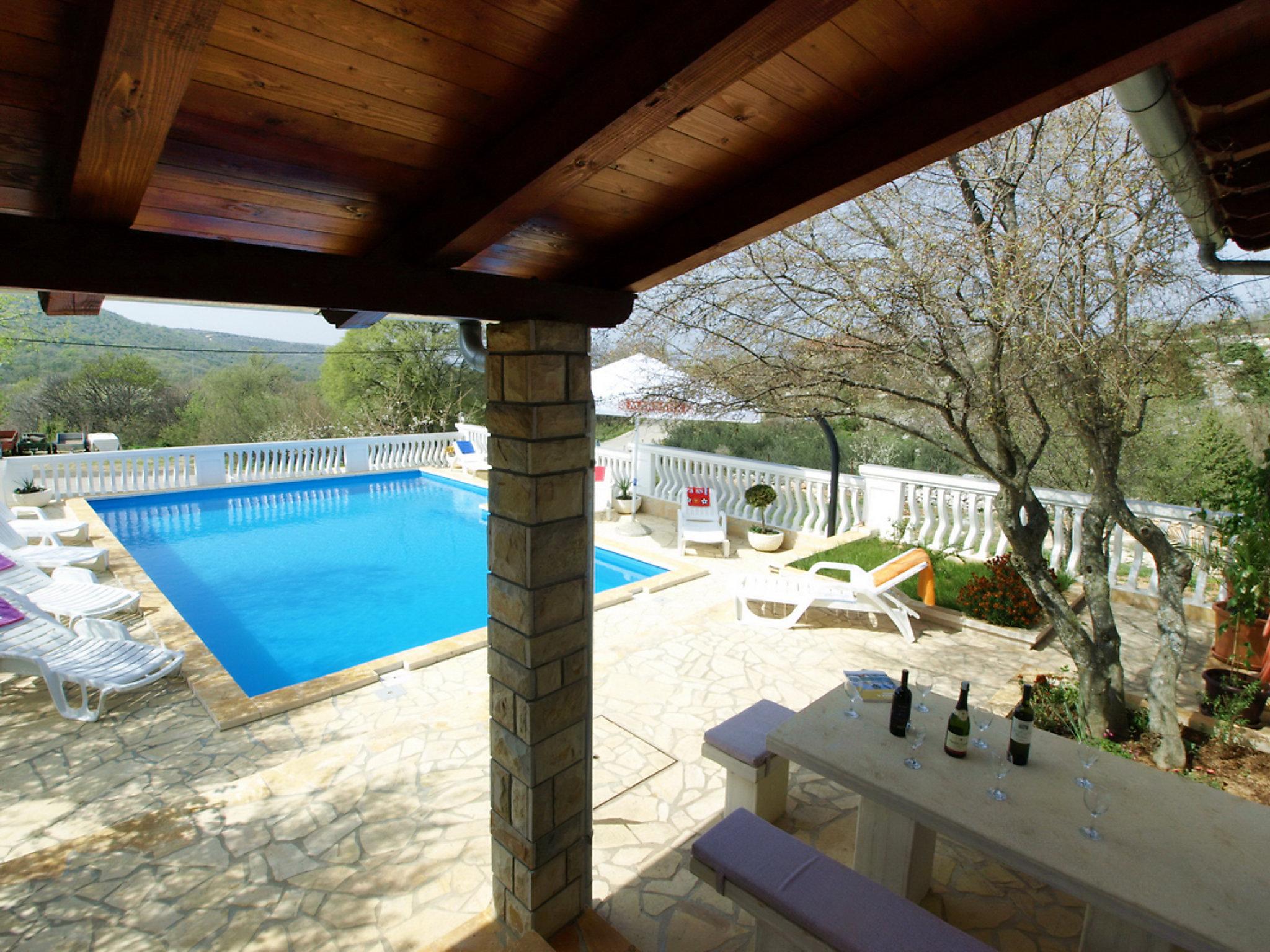 Photo 19 - Maison de 2 chambres à Obrovac avec piscine privée et jardin