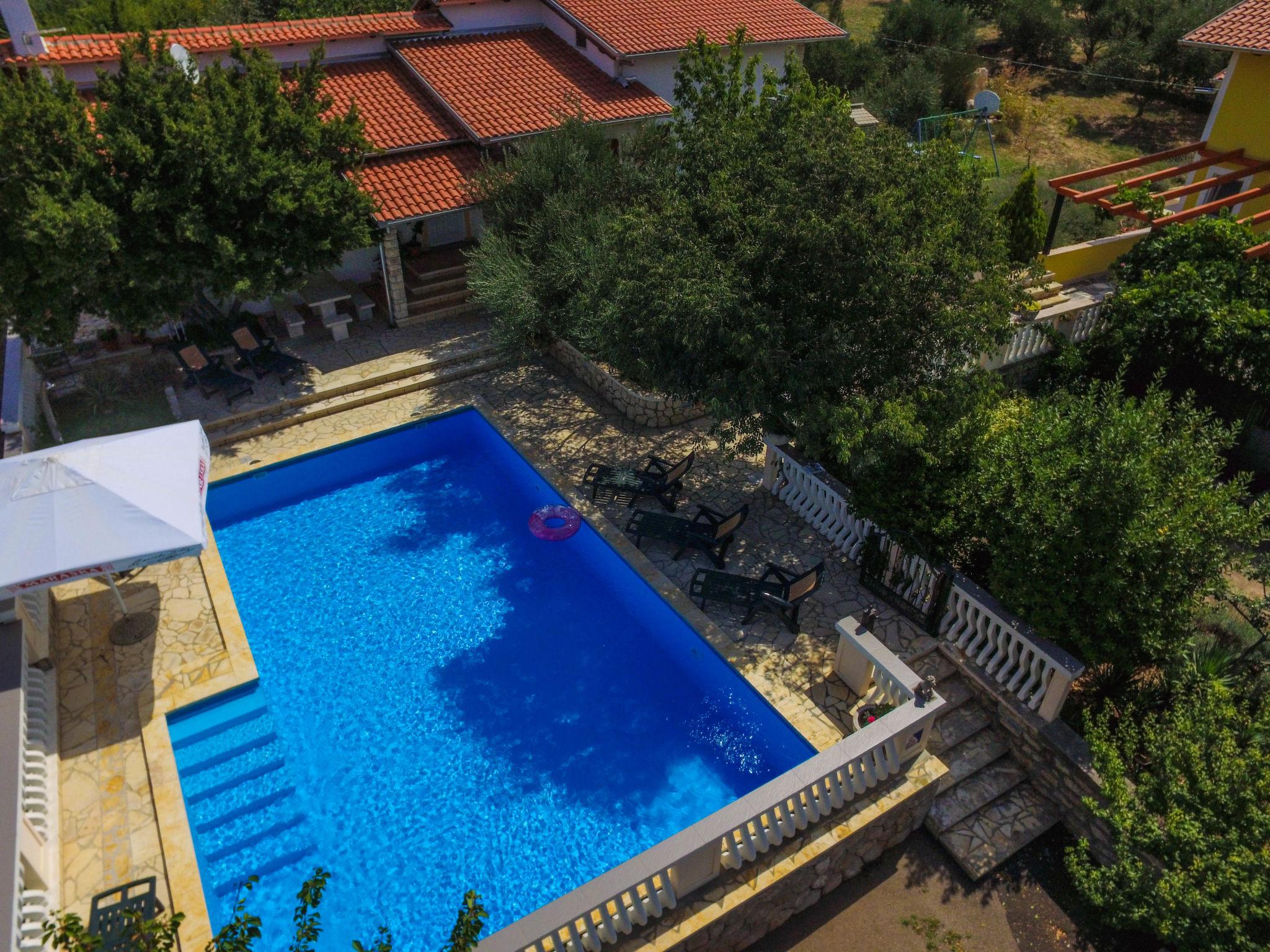 Photo 20 - Maison de 2 chambres à Obrovac avec piscine privée et jardin