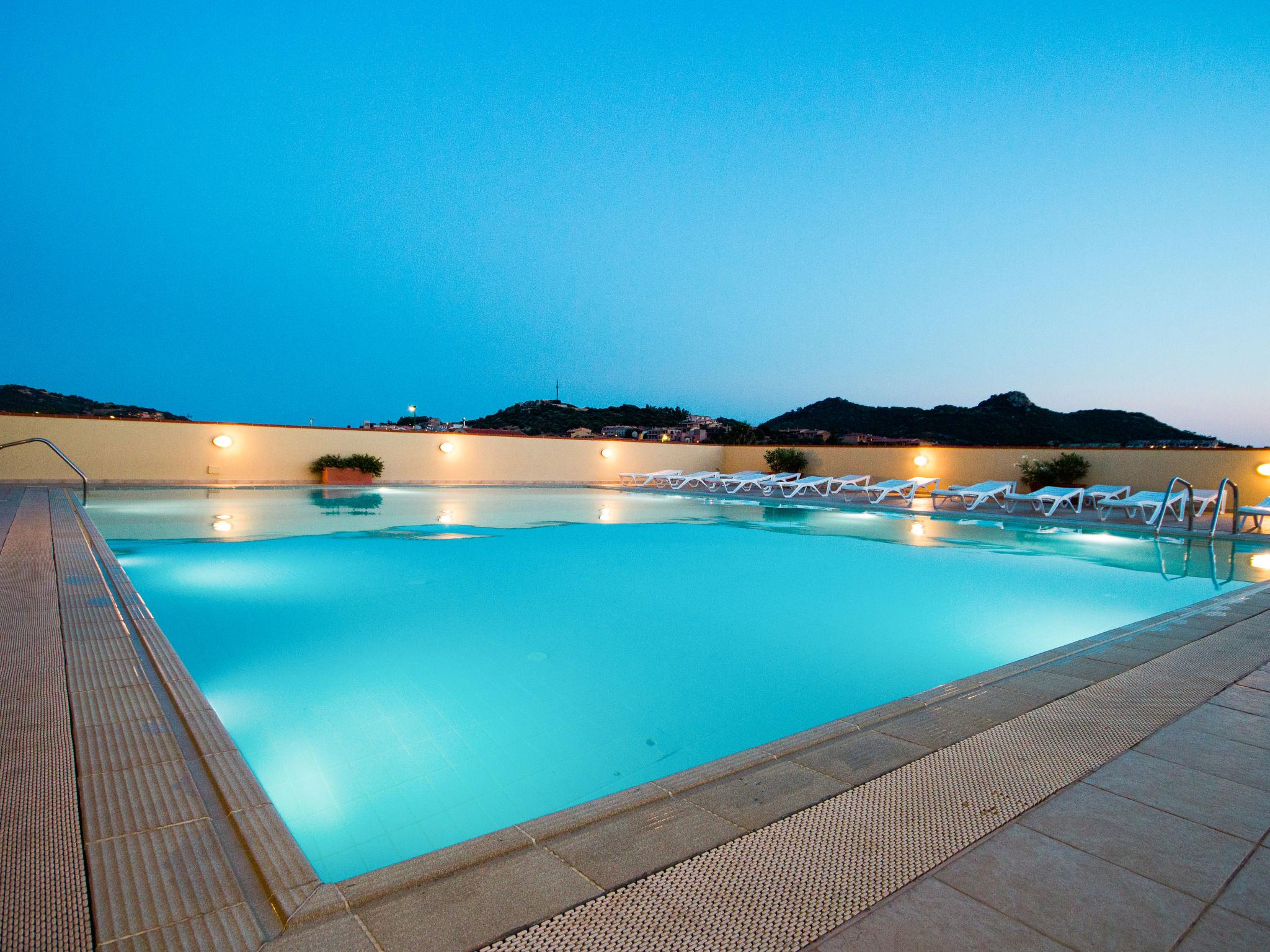Foto 1 - Apartamento de 1 habitación en Villasimius con piscina y vistas al mar