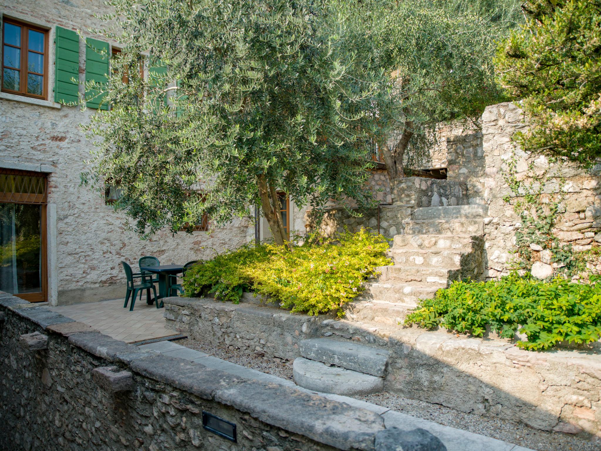 Photo 24 - Appartement de 2 chambres à Toscolano Maderno avec piscine et jardin