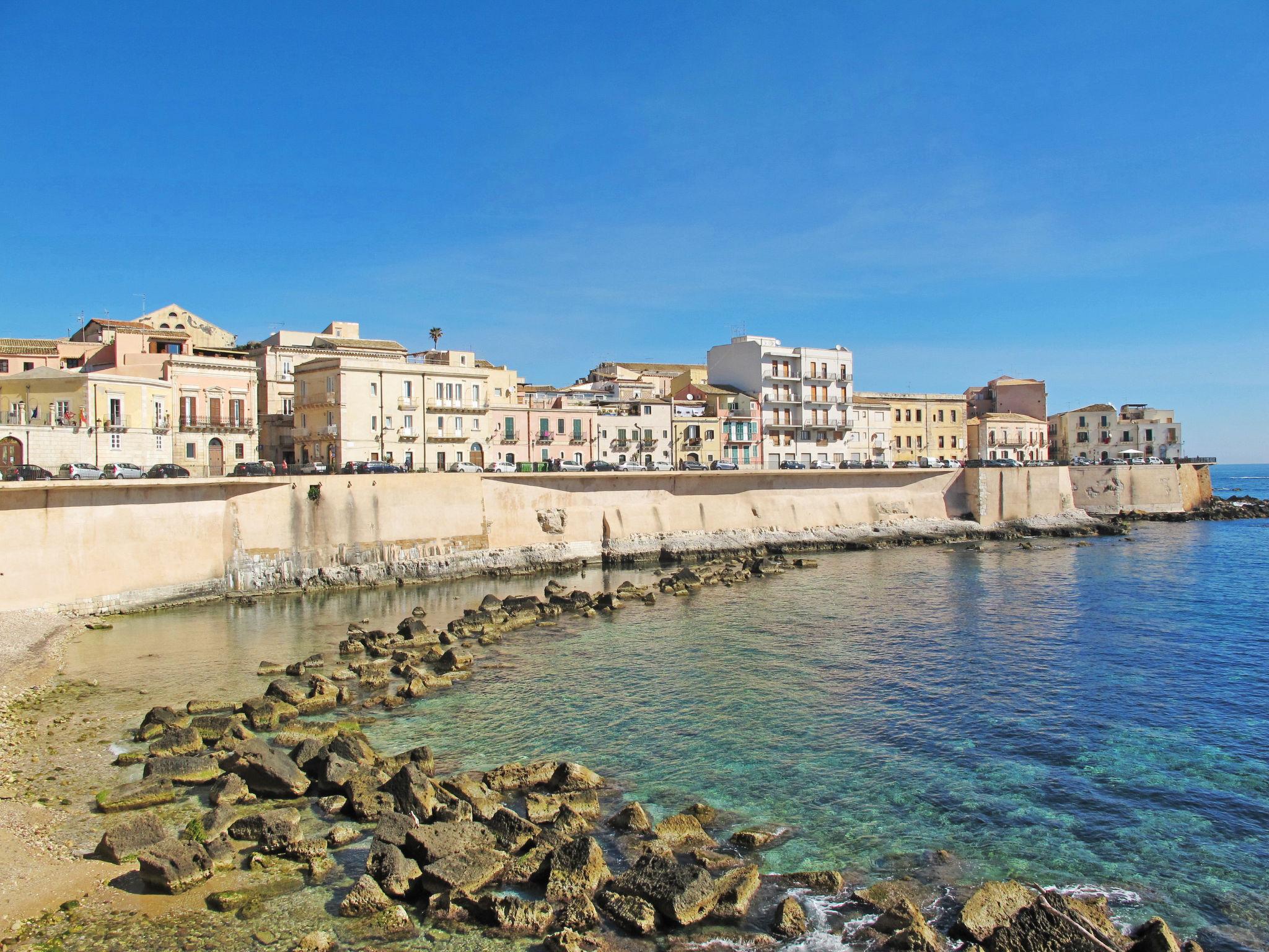 Photo 28 - 1 bedroom Apartment in Siracusa with terrace