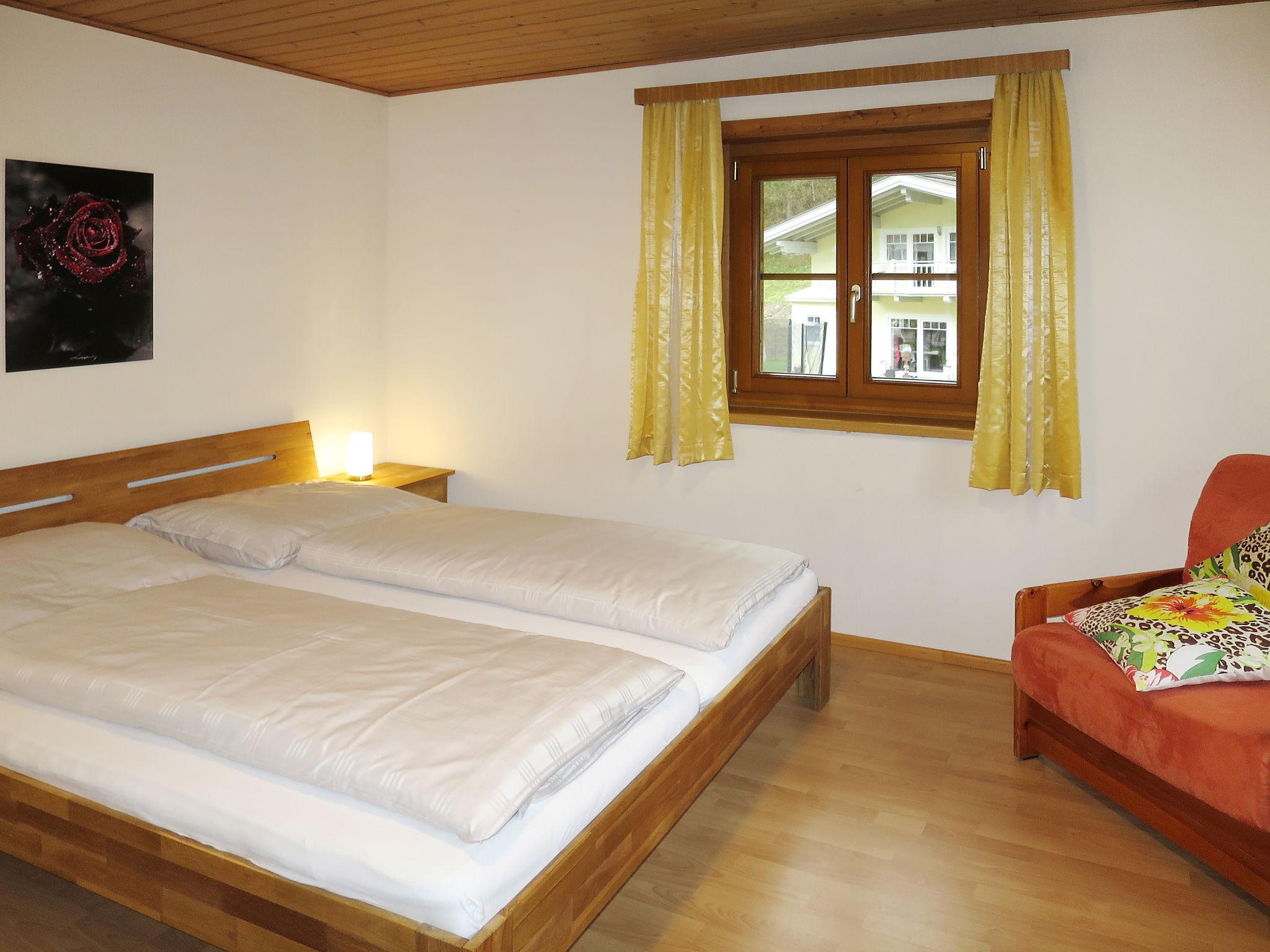 Foto 4 - Appartamento con 3 camere da letto a Viehhofen con sauna