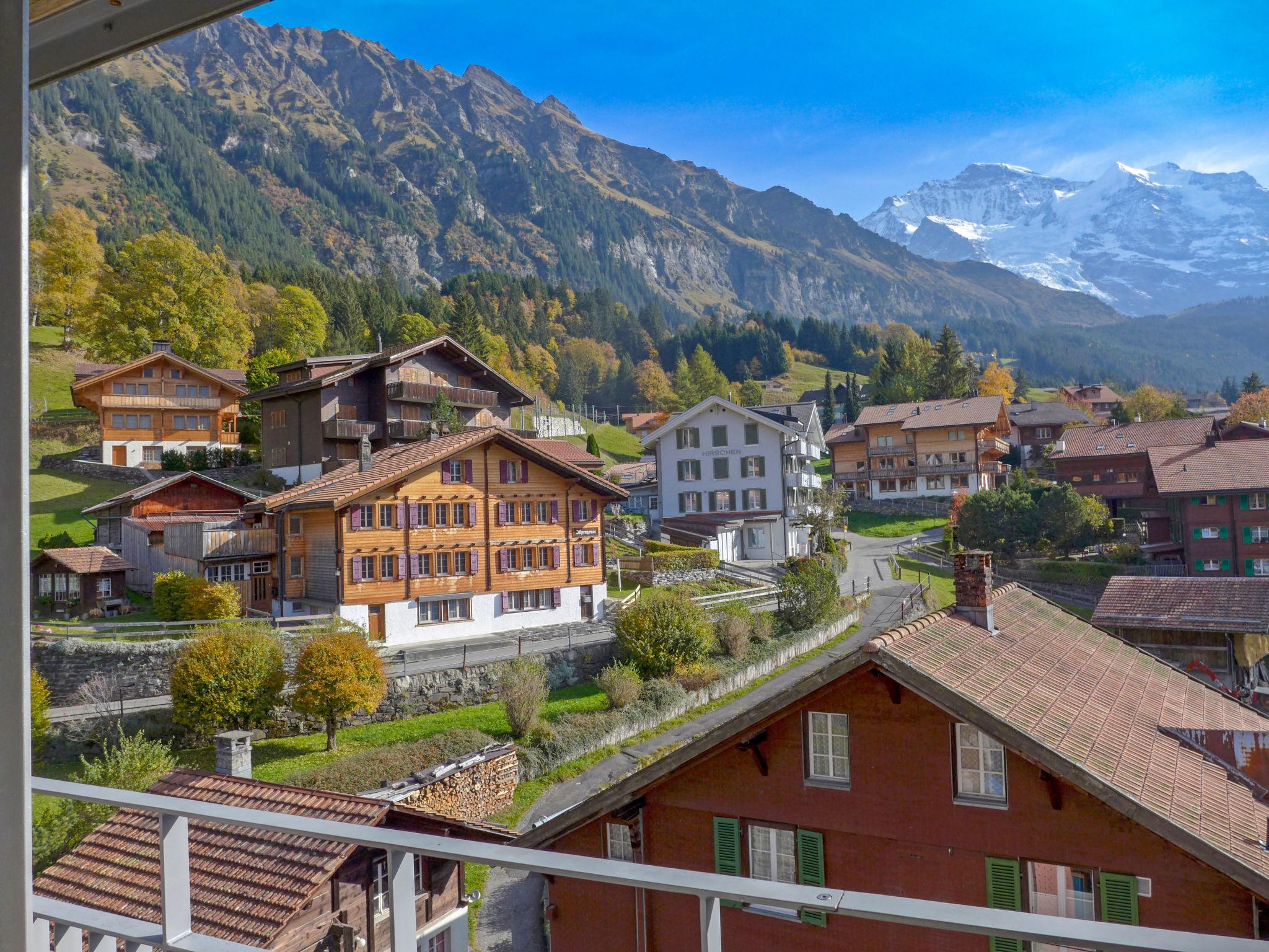 Photo 13 - Appartement de 2 chambres à Lauterbrunnen avec vues sur la montagne