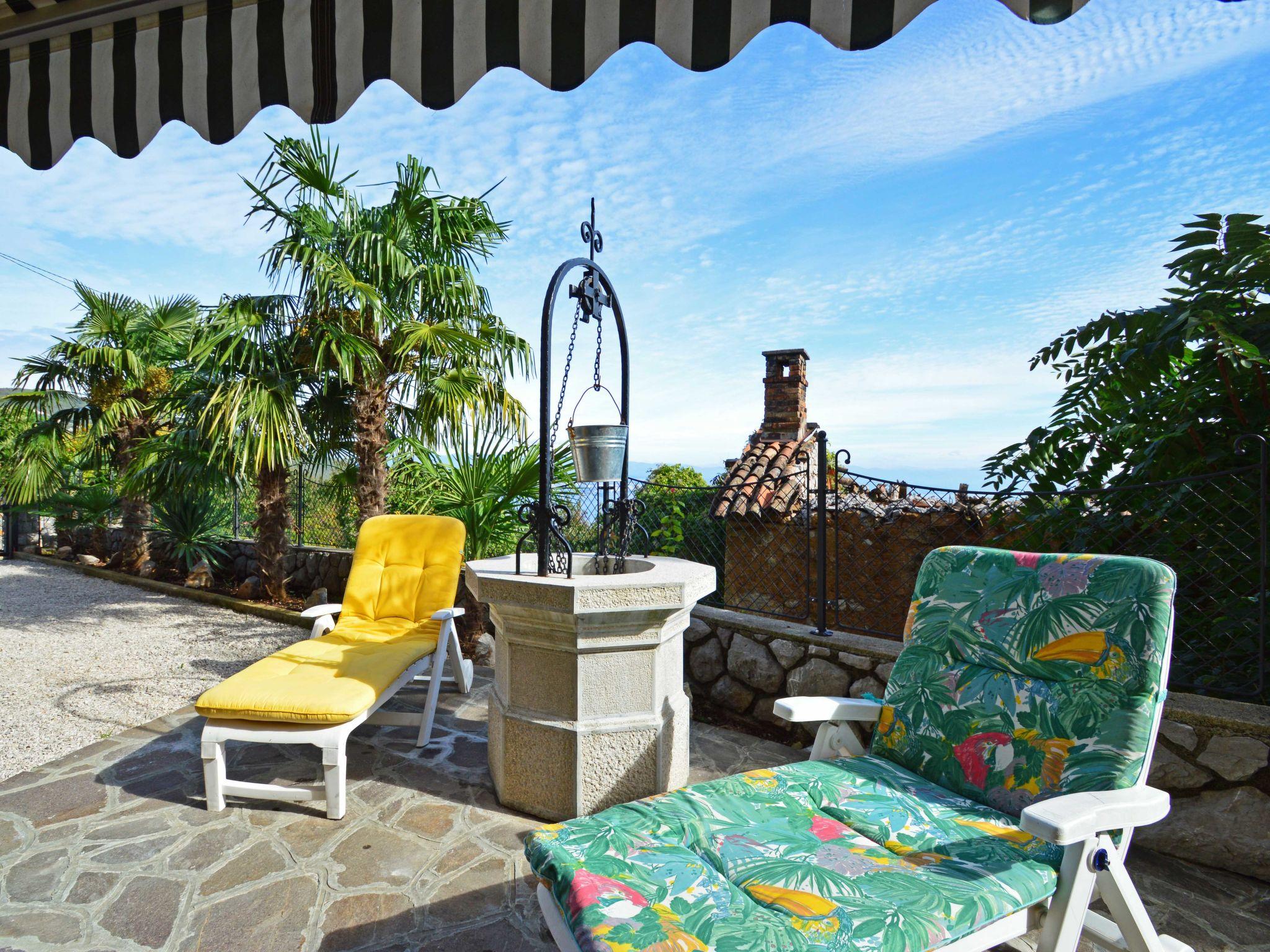 Photo 17 - 2 bedroom Apartment in Opatija with garden and terrace