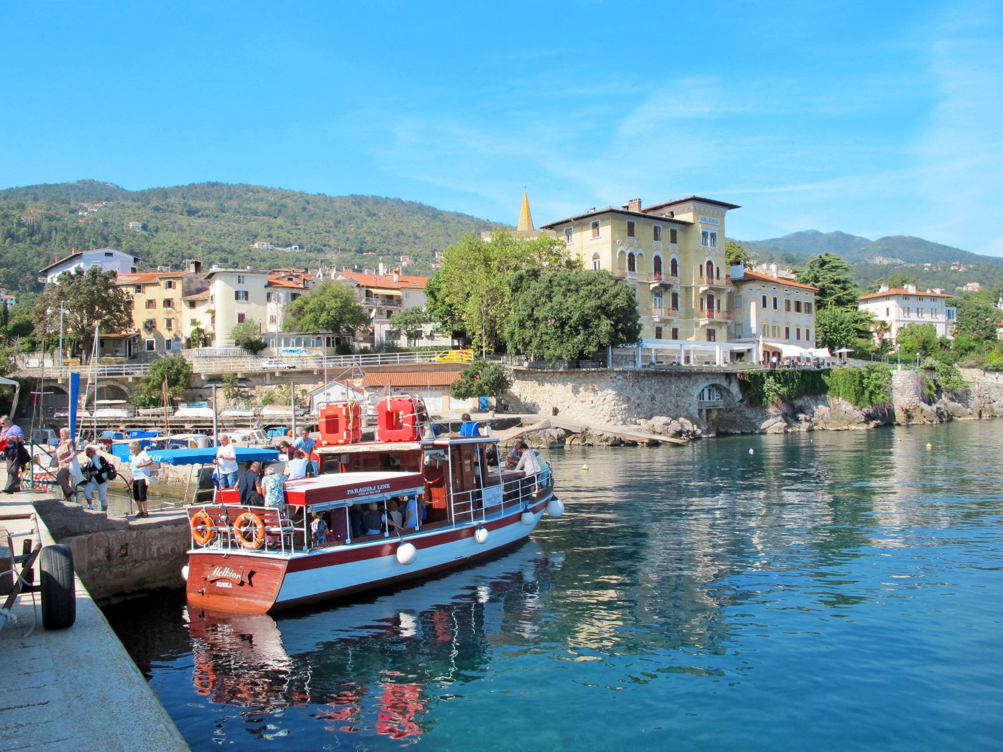 Photo 26 - 1 bedroom Apartment in Opatija with garden and terrace