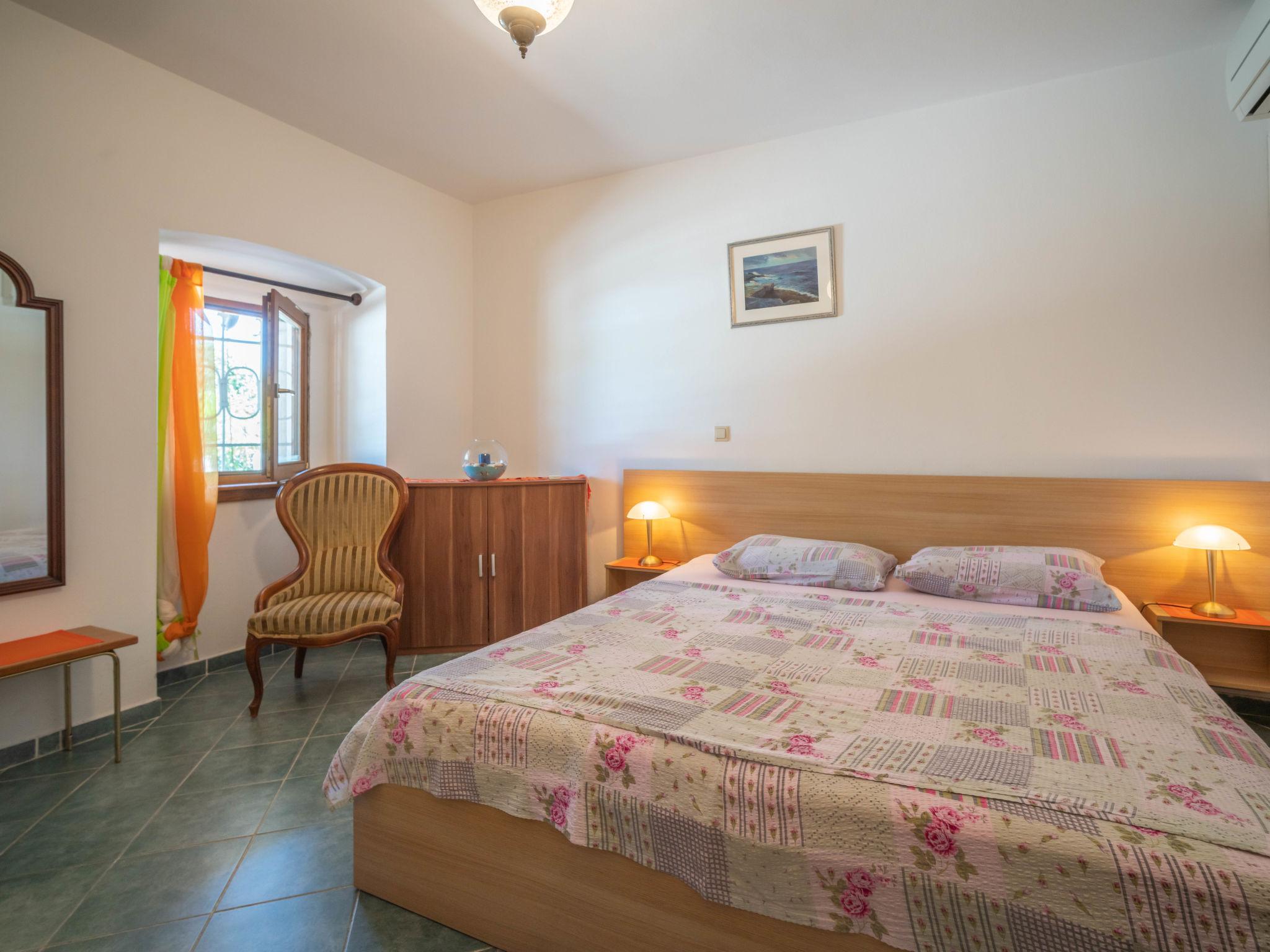 Foto 10 - Appartamento con 2 camere da letto a Opatija con terrazza e vista mare