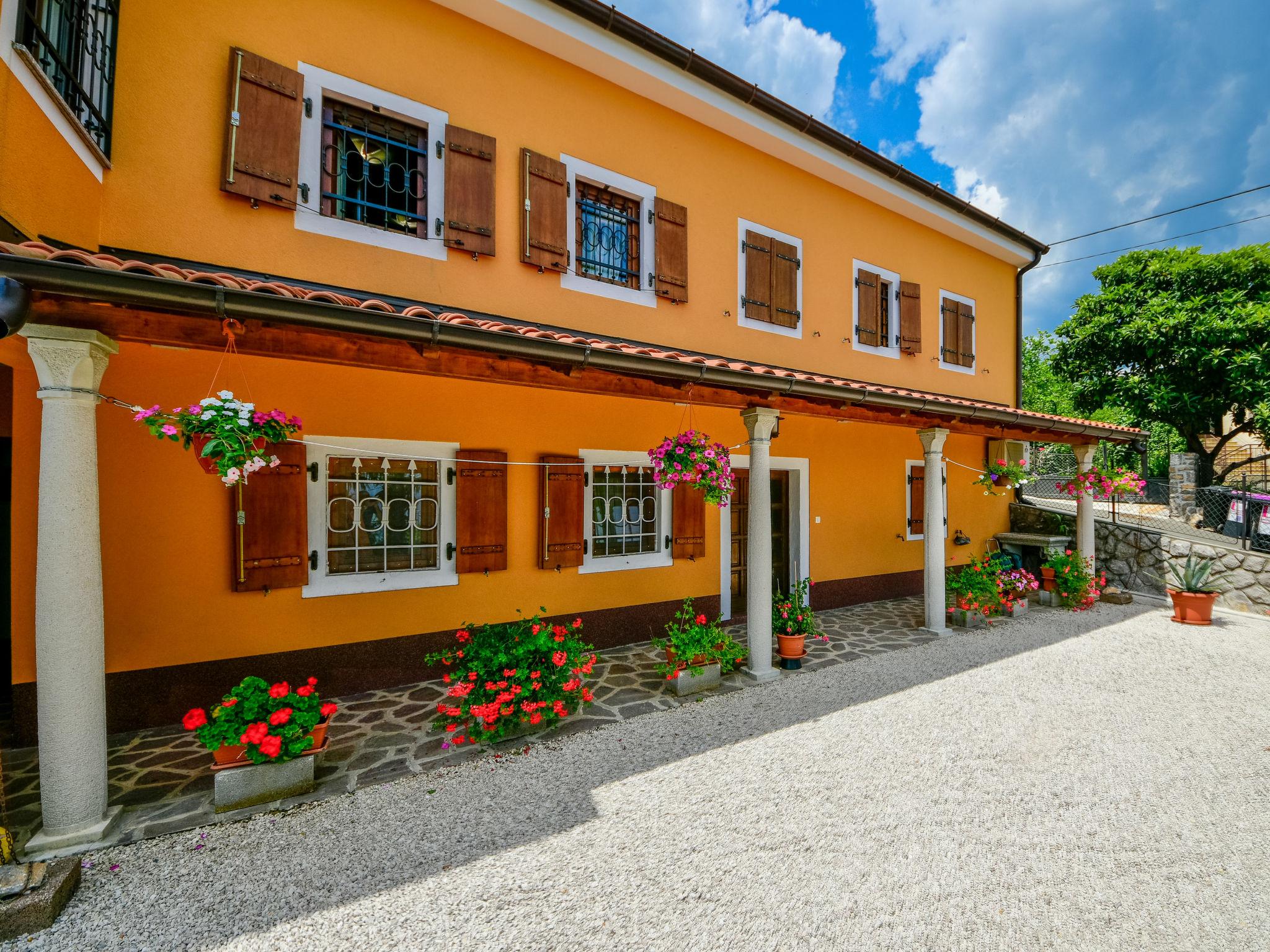 Foto 19 - Appartamento con 2 camere da letto a Opatija con terrazza e vista mare