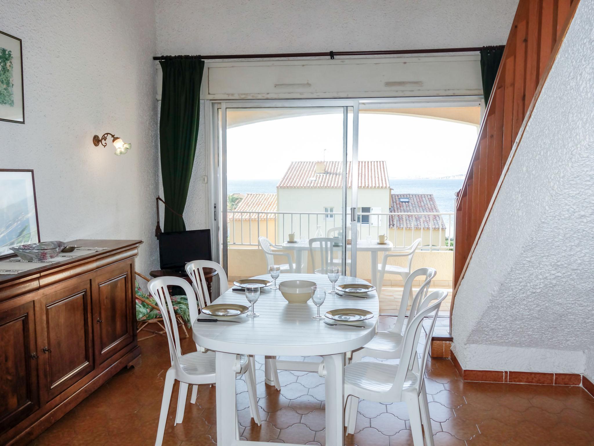 Photo 7 - Appartement en Six-Fours-les-Plages avec terrasse et vues à la mer