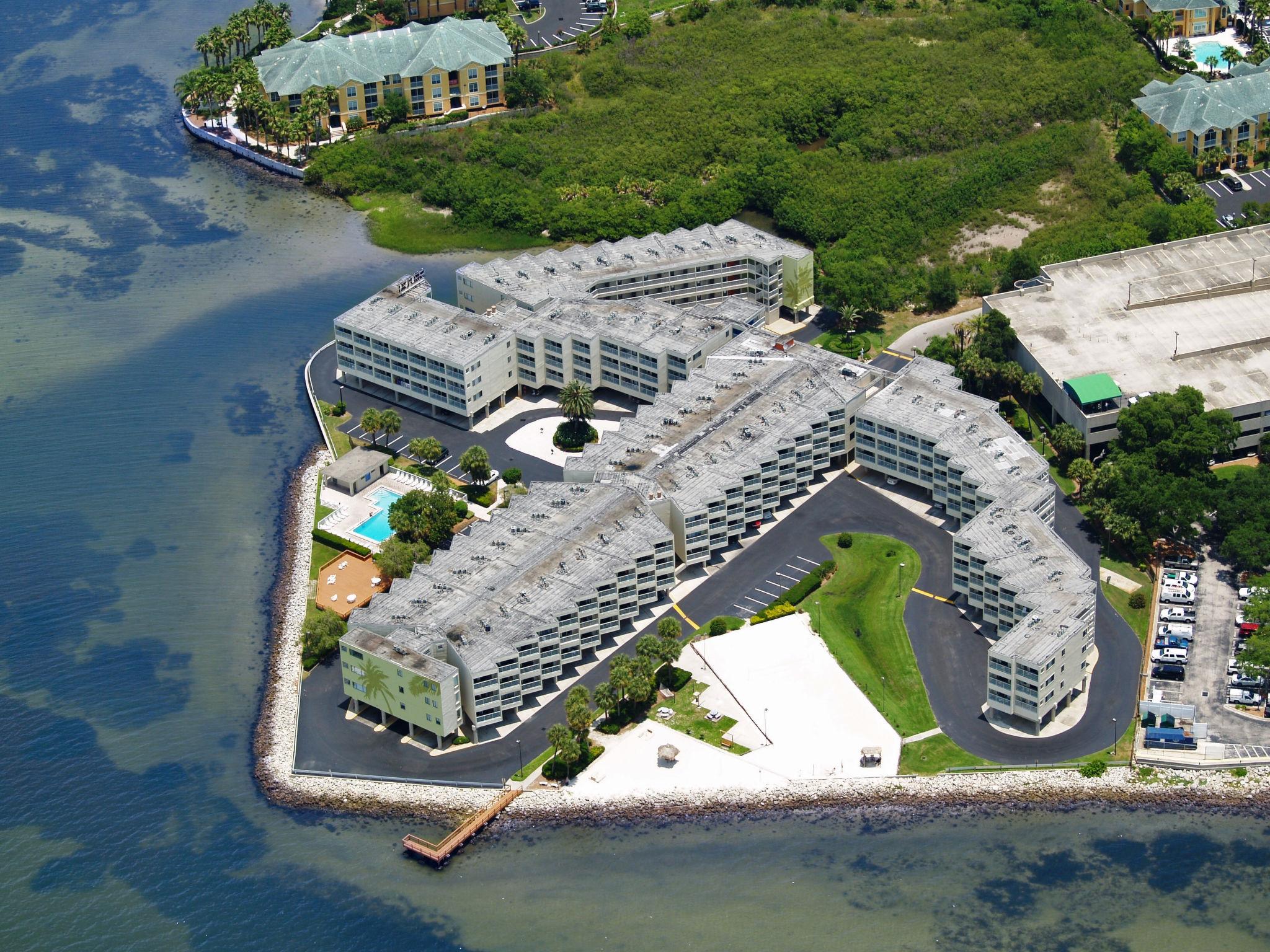 Foto 21 - Apartment mit 1 Schlafzimmer in Tampa mit schwimmbad und blick aufs meer