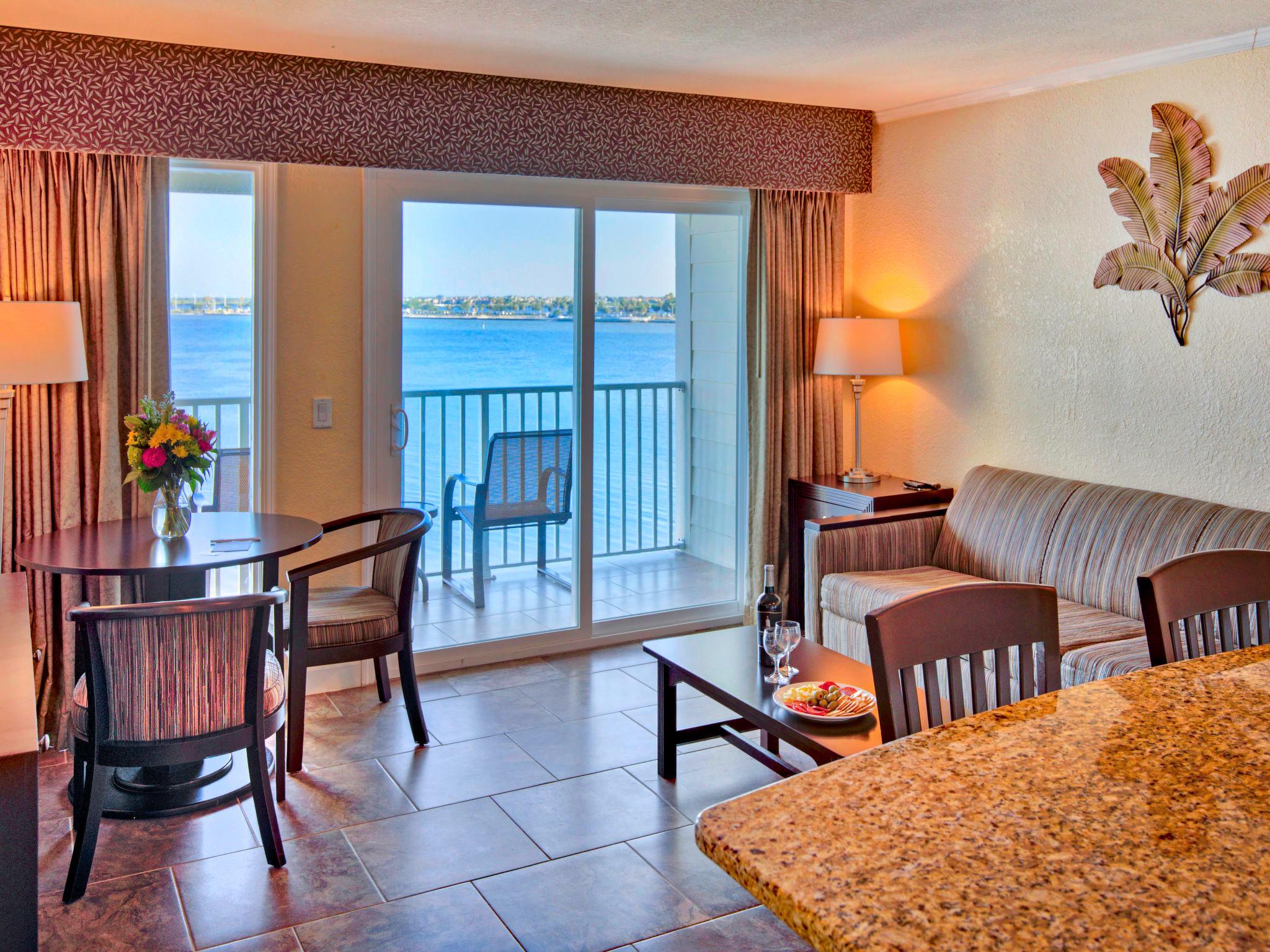 Photo 2 - 1 bedroom Apartment in Tampa with swimming pool and sea view