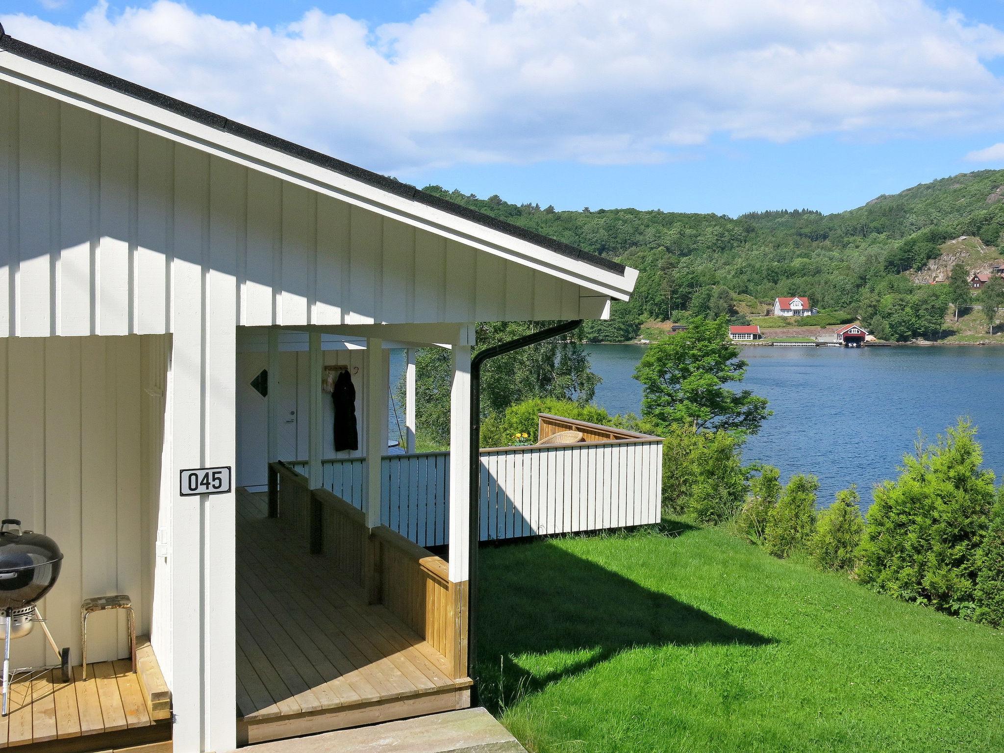 Foto 15 - Haus mit 4 Schlafzimmern in Lyngdal mit garten und terrasse