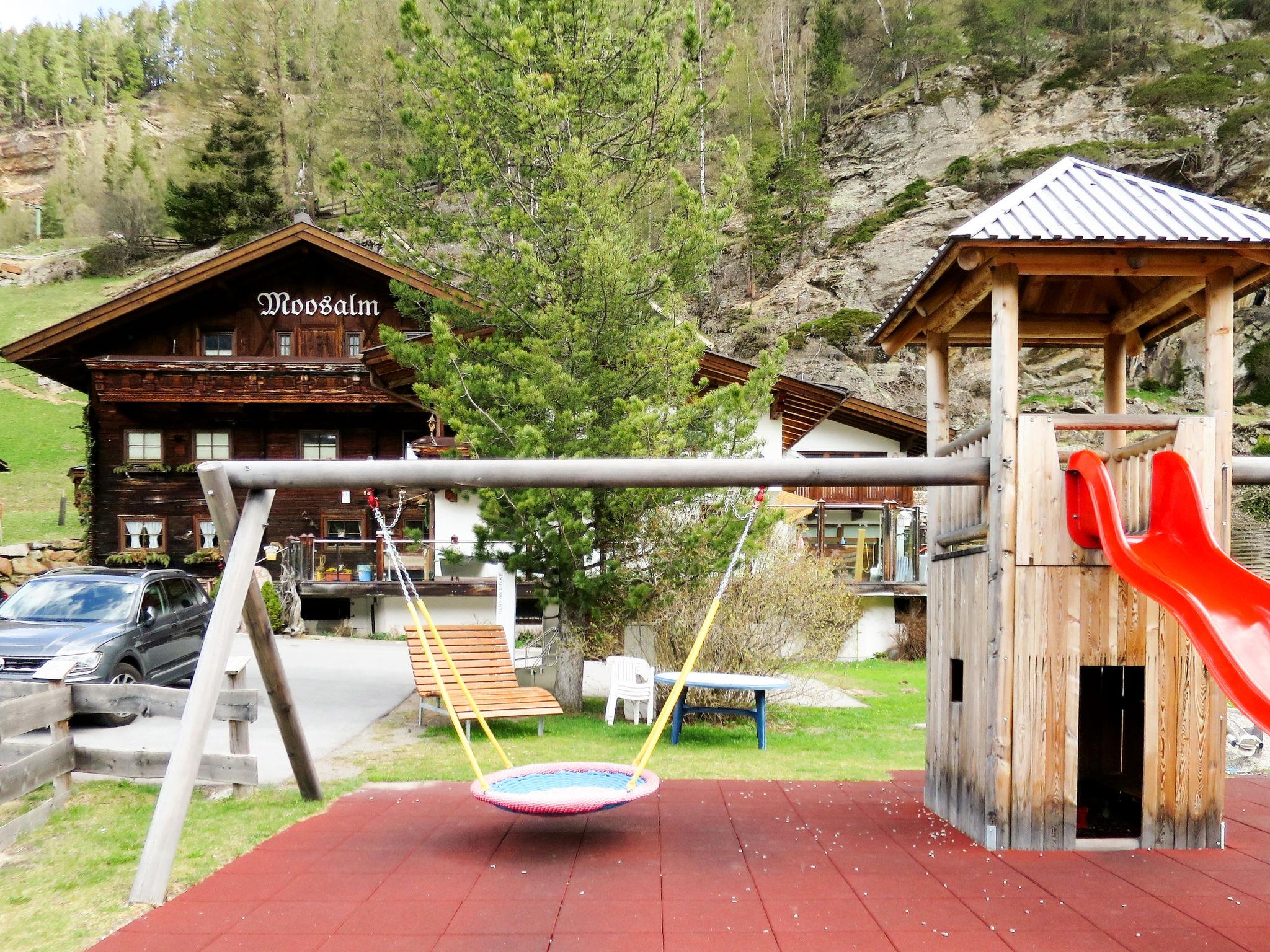 Foto 8 - Apartamento de 3 quartos em Sölden com jardim e sauna