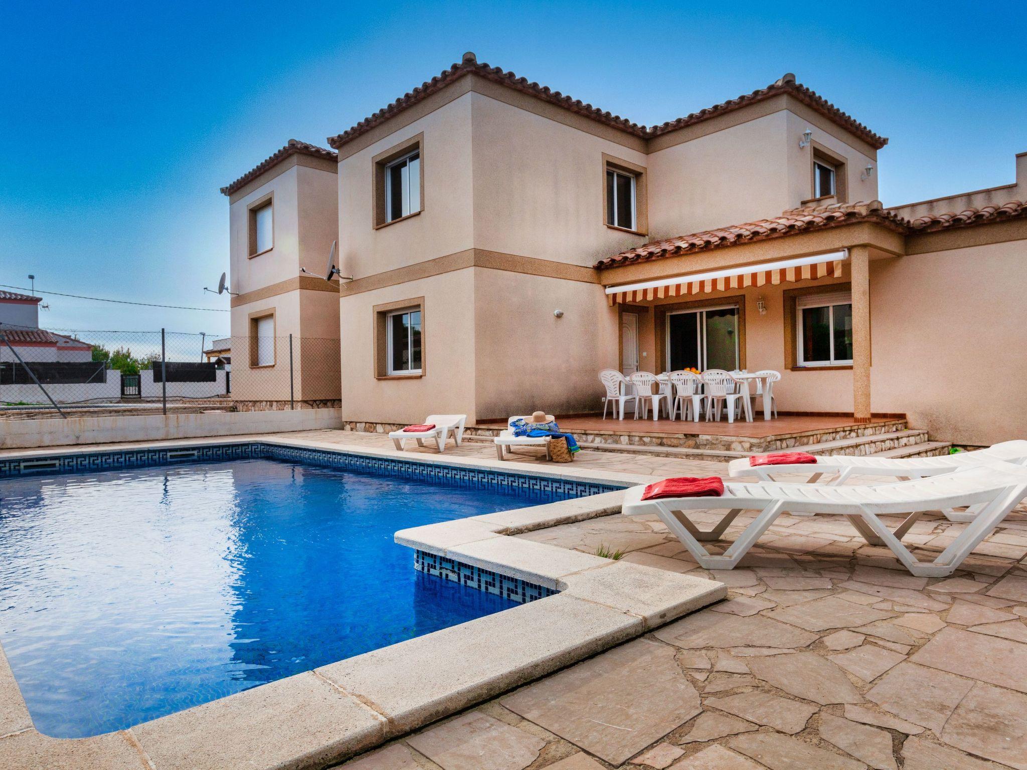 Foto 14 - Casa de 4 habitaciones en l'Ametlla de Mar con piscina privada y vistas al mar