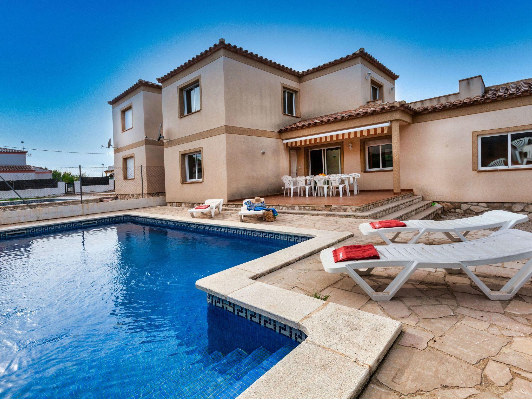 Foto 1 - Casa de 4 habitaciones en l'Ametlla de Mar con piscina privada y vistas al mar