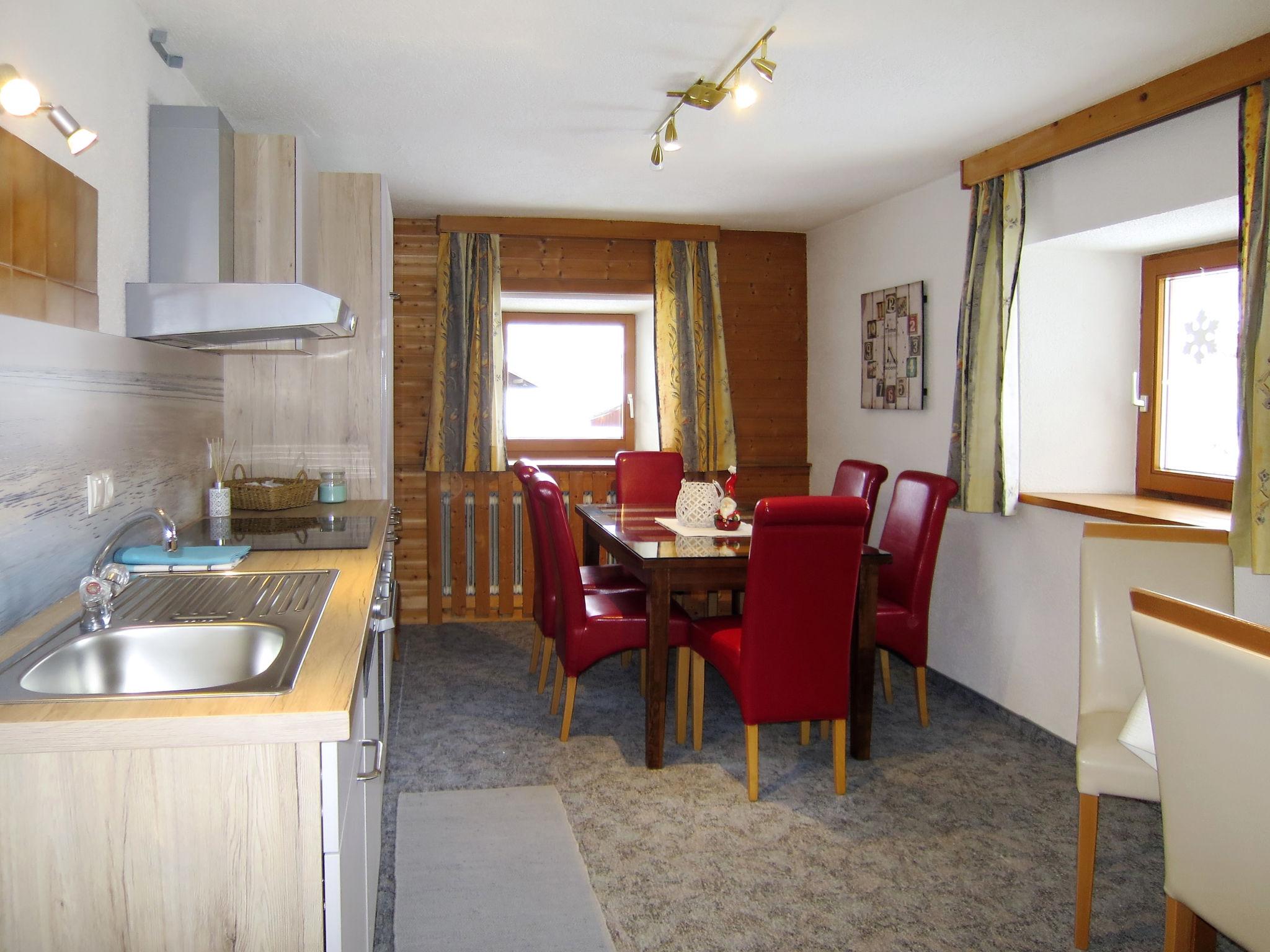 Photo 4 - Appartement de 5 chambres à Längenfeld avec vues sur la montagne