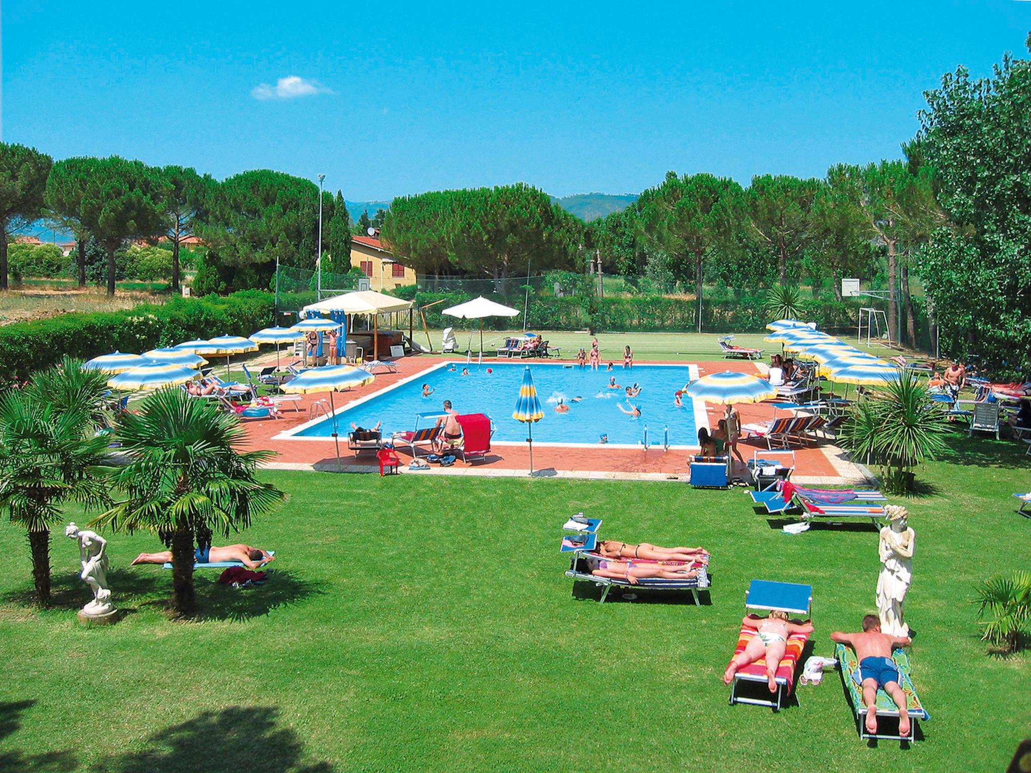 Foto 4 - Casa de 3 quartos em Castiglione del Lago com piscina e vista para a montanha