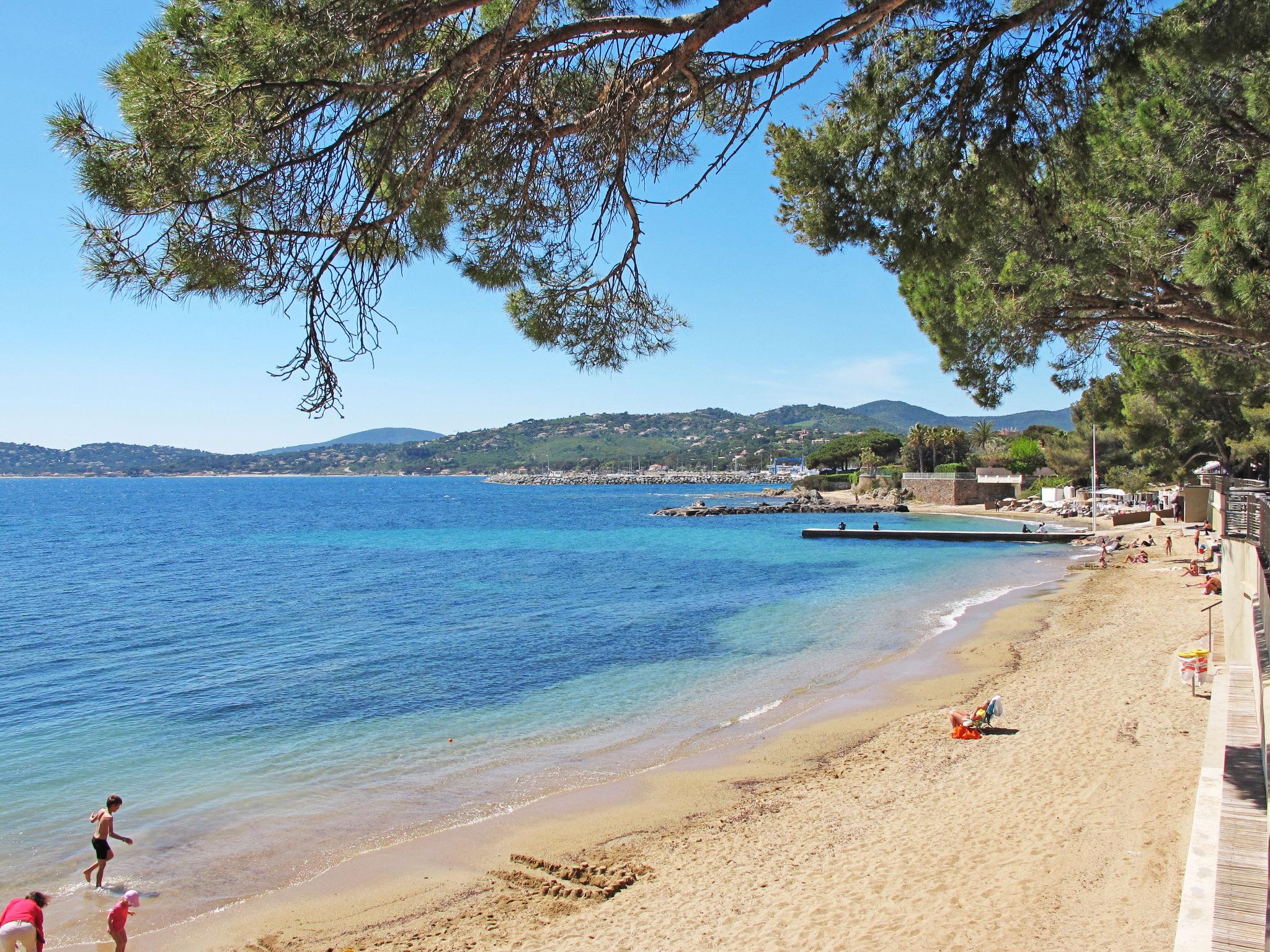 Foto 40 - Casa de 3 habitaciones en Roquebrune-sur-Argens con piscina y vistas al mar