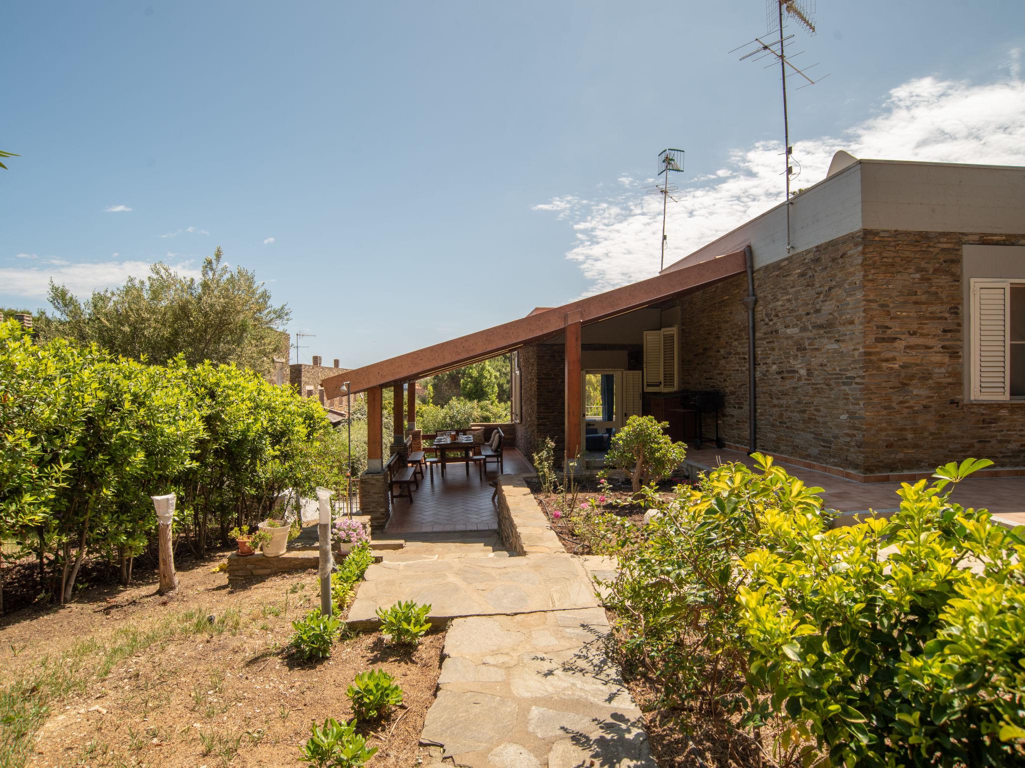 Foto 2 - Appartamento con 2 camere da letto a Stintino con terrazza e vista mare