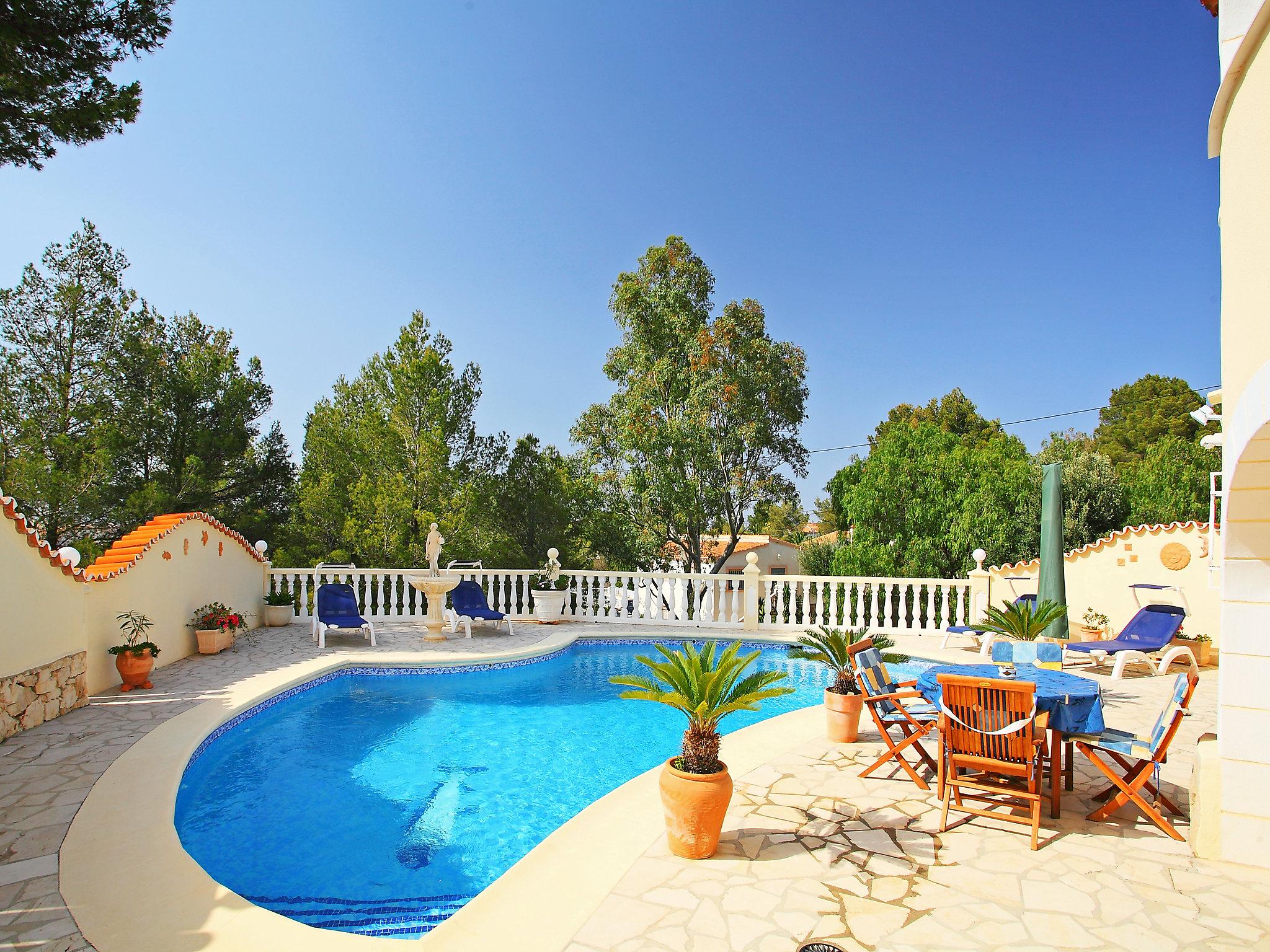 Foto 2 - Casa con 2 camere da letto a Dénia con piscina privata e vista mare