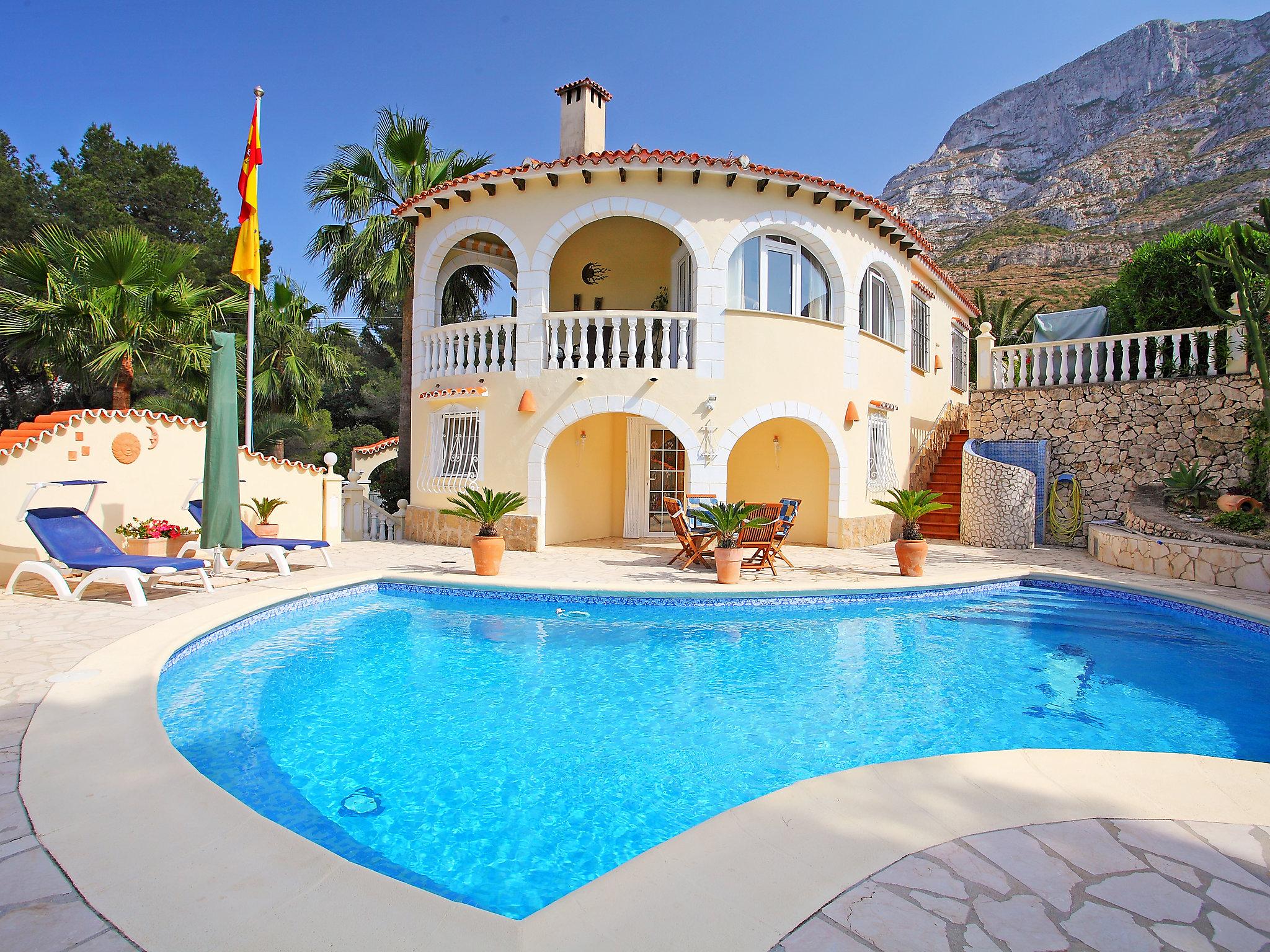 Foto 14 - Casa de 2 quartos em Dénia com piscina privada e jardim