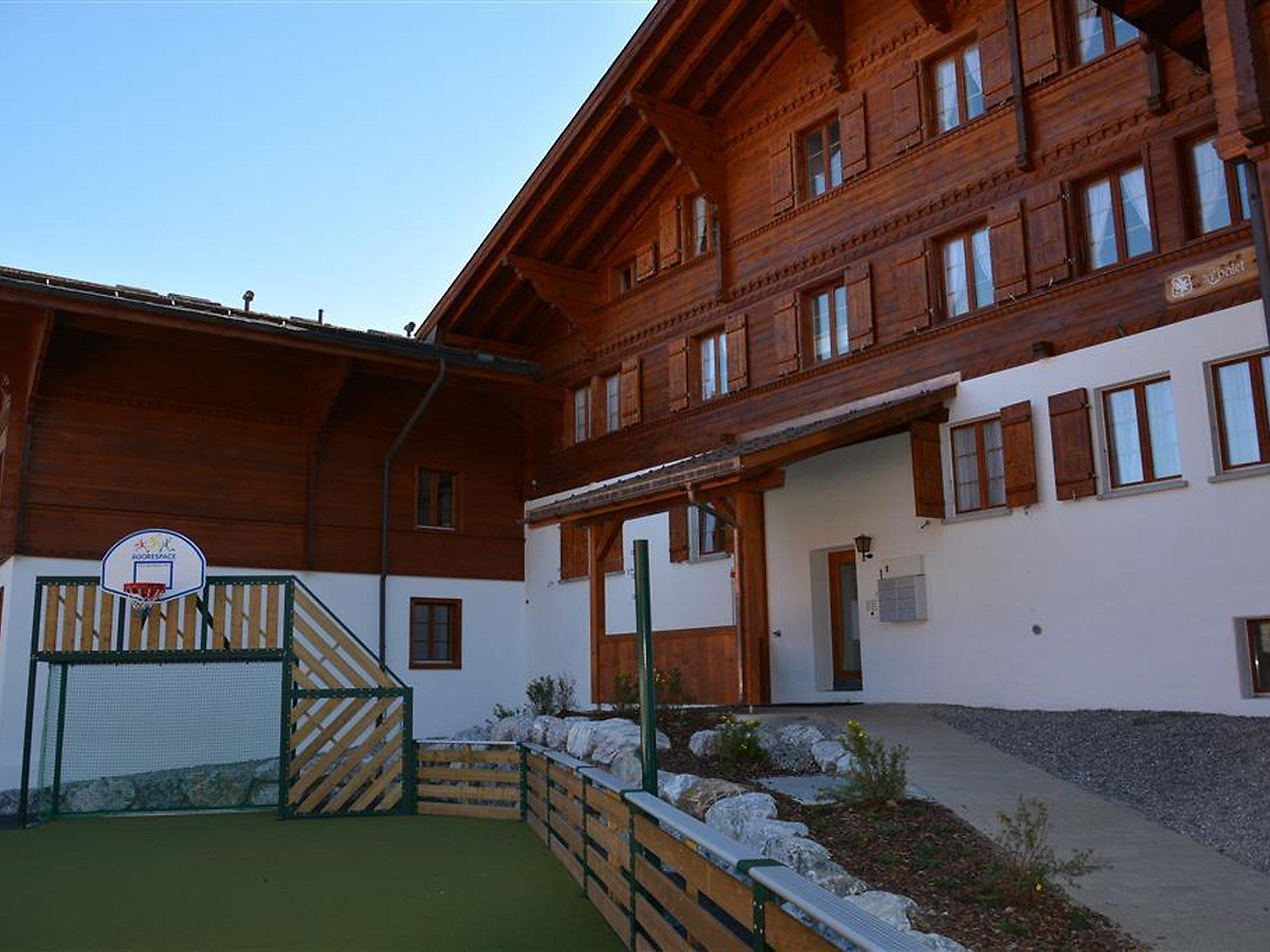 Photo 2 - 2 bedroom Apartment in Saanen