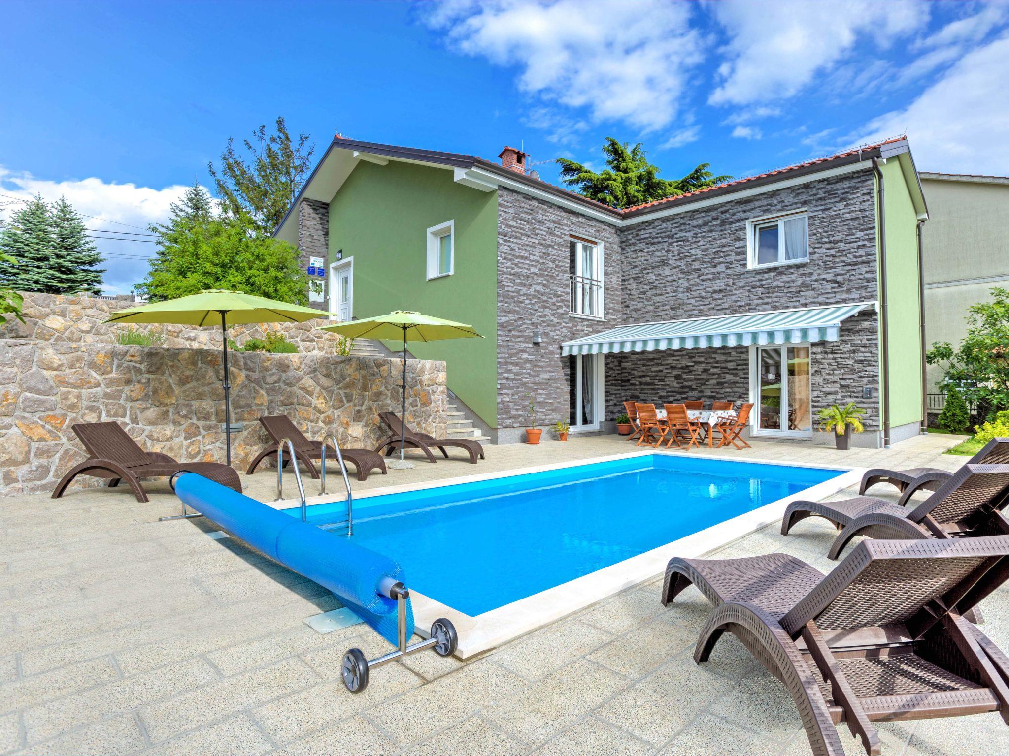 Foto 1 - Casa de 3 habitaciones en Viškovo con piscina privada y vistas al mar