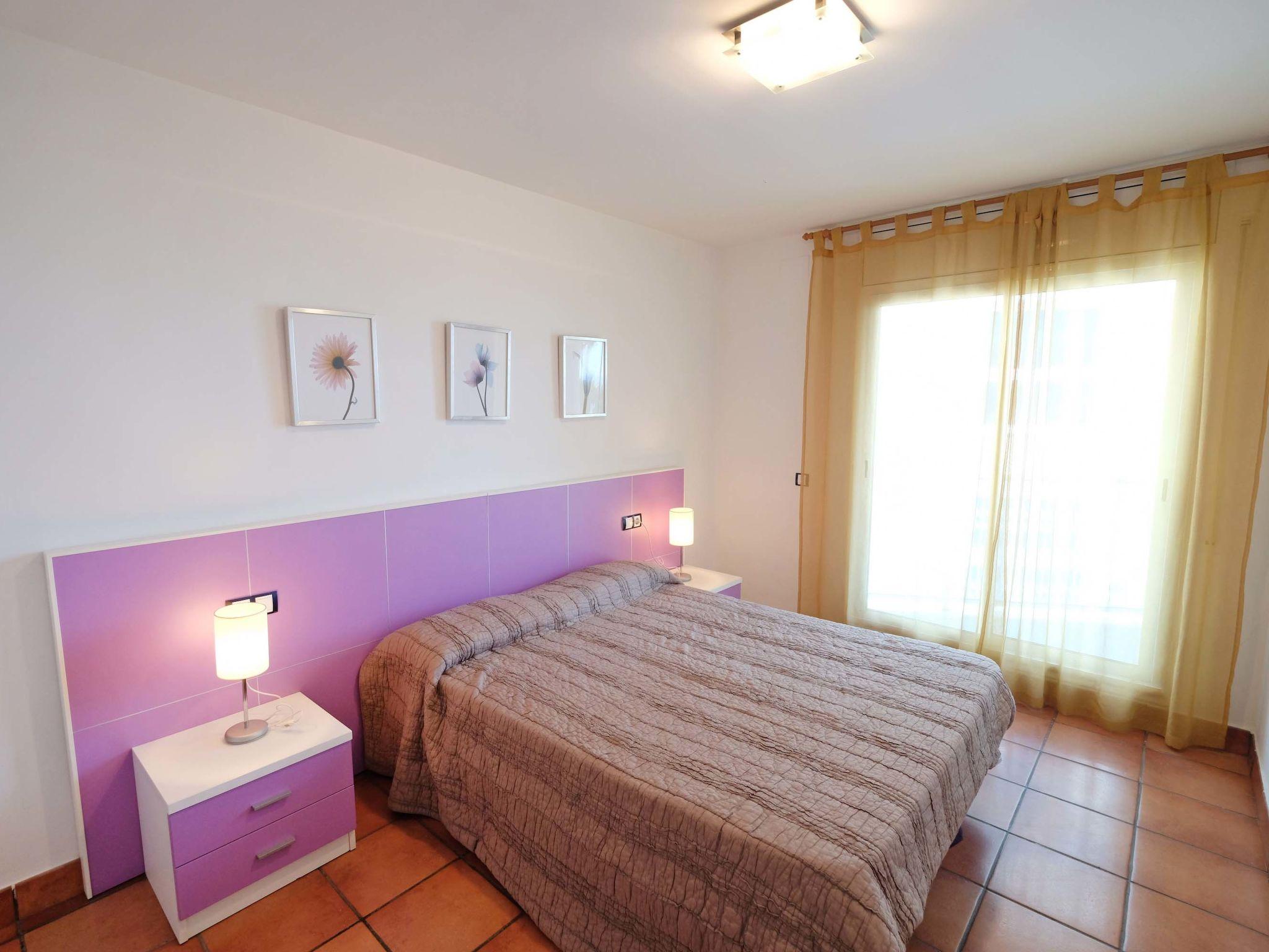 Foto 4 - Appartamento con 2 camere da letto a Alcanar con piscina e vista mare
