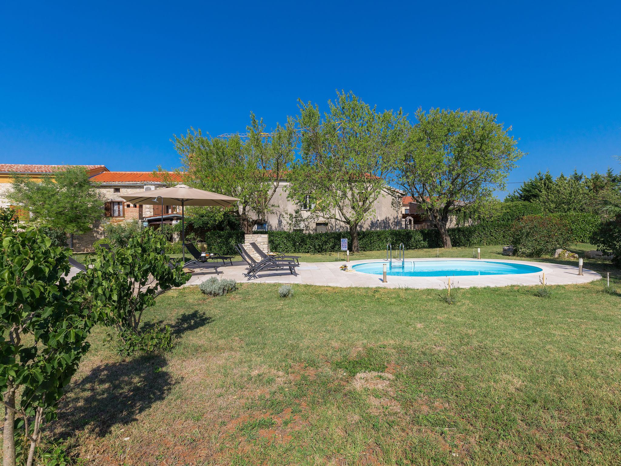 Foto 42 - Casa de 3 quartos em Vodnjan com piscina privada e vistas do mar
