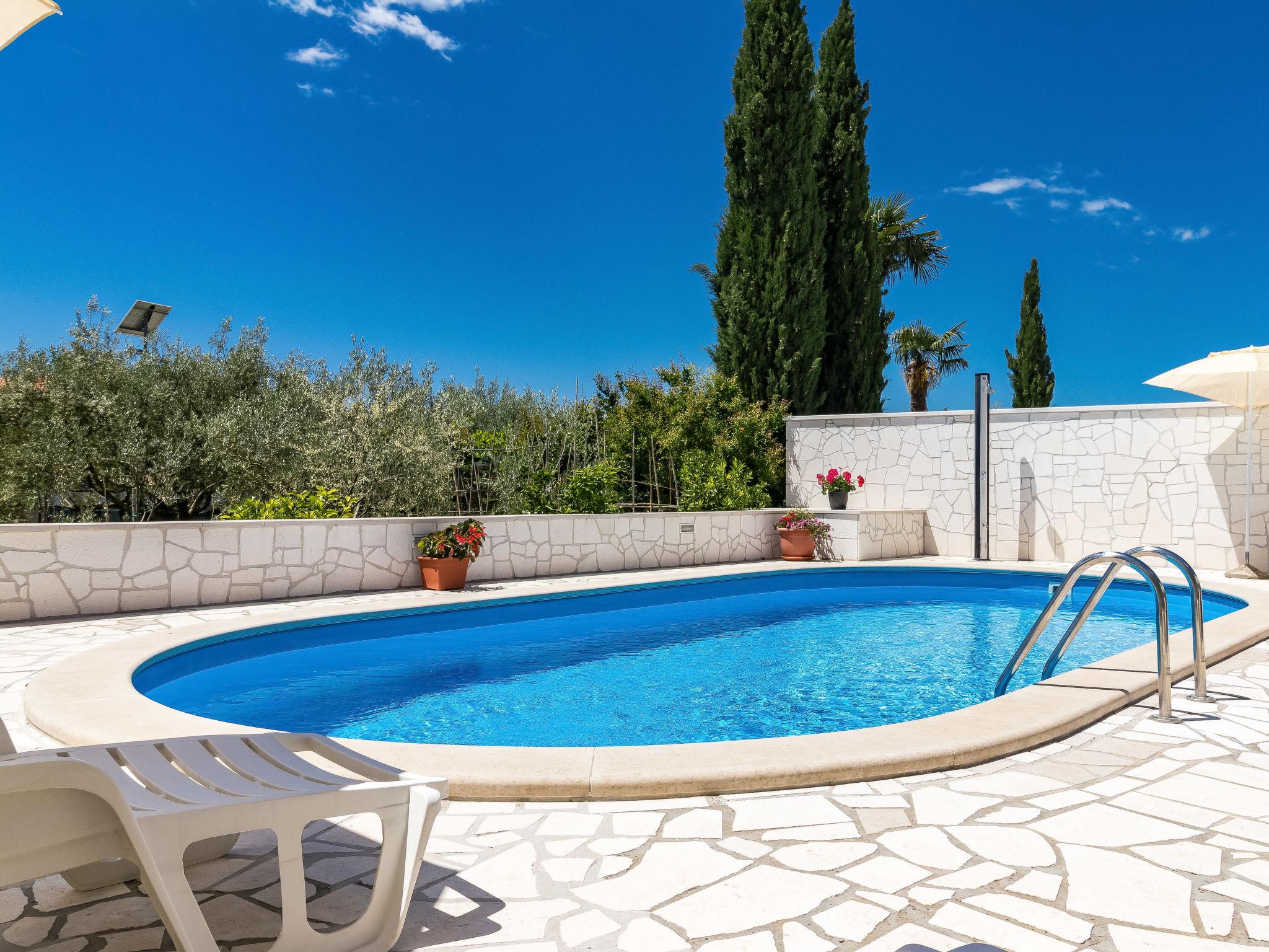 Photo 20 - Appartement en Poreč avec piscine et jardin