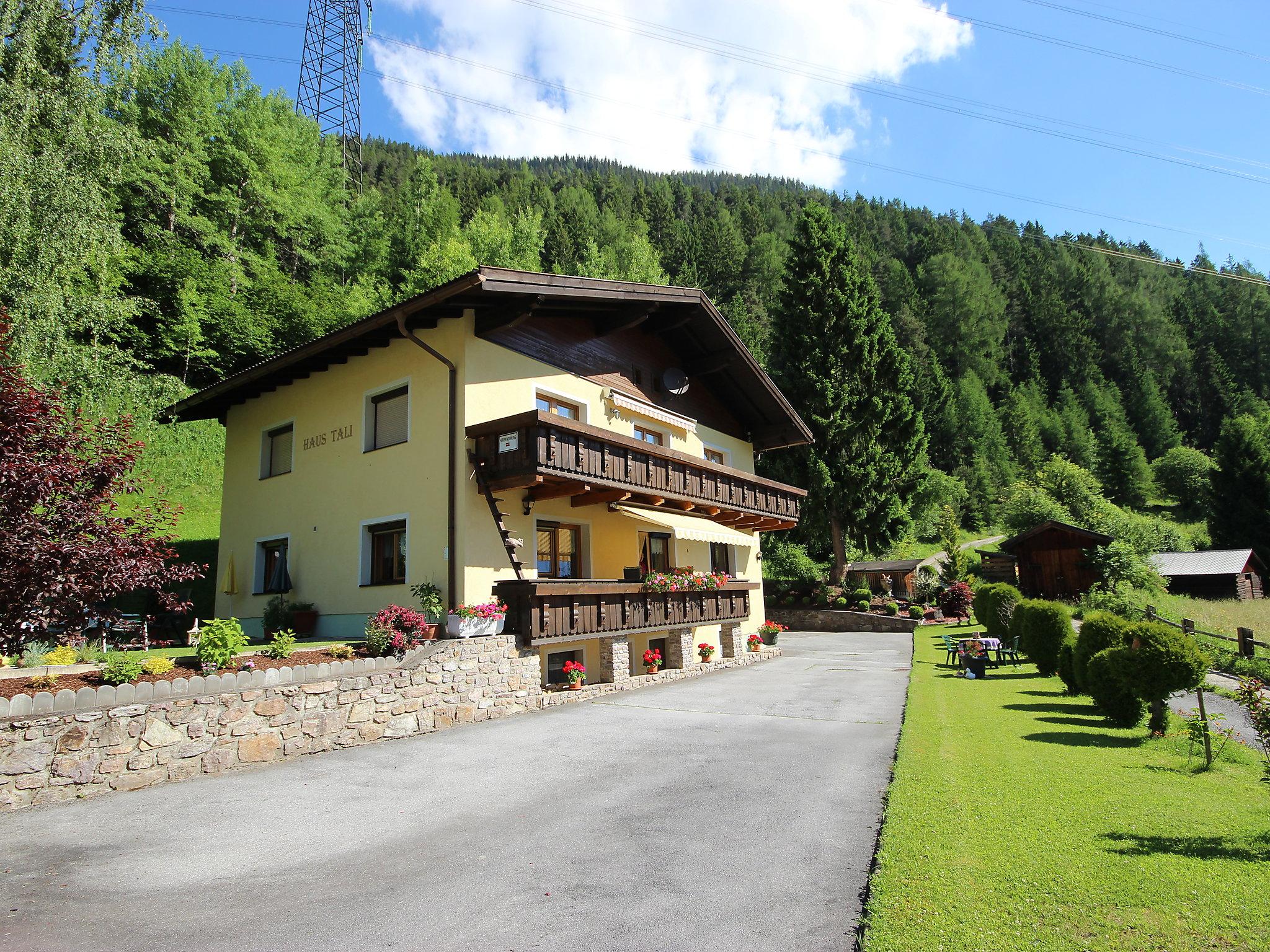 Photo 11 - Appartement de 3 chambres à Sankt Anton am Arlberg avec jardin et vues sur la montagne